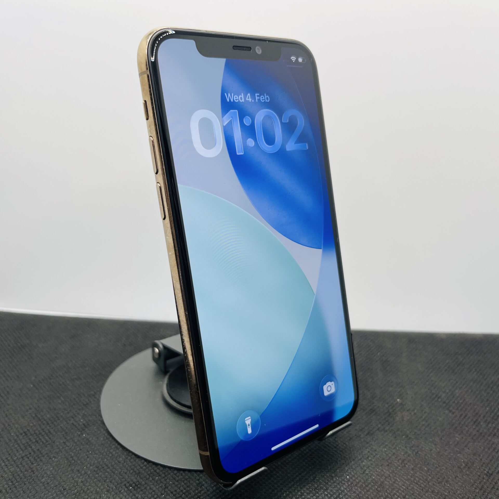 Apple iPhone 11 Pro 256GB Gold (Grade B) - Image 5