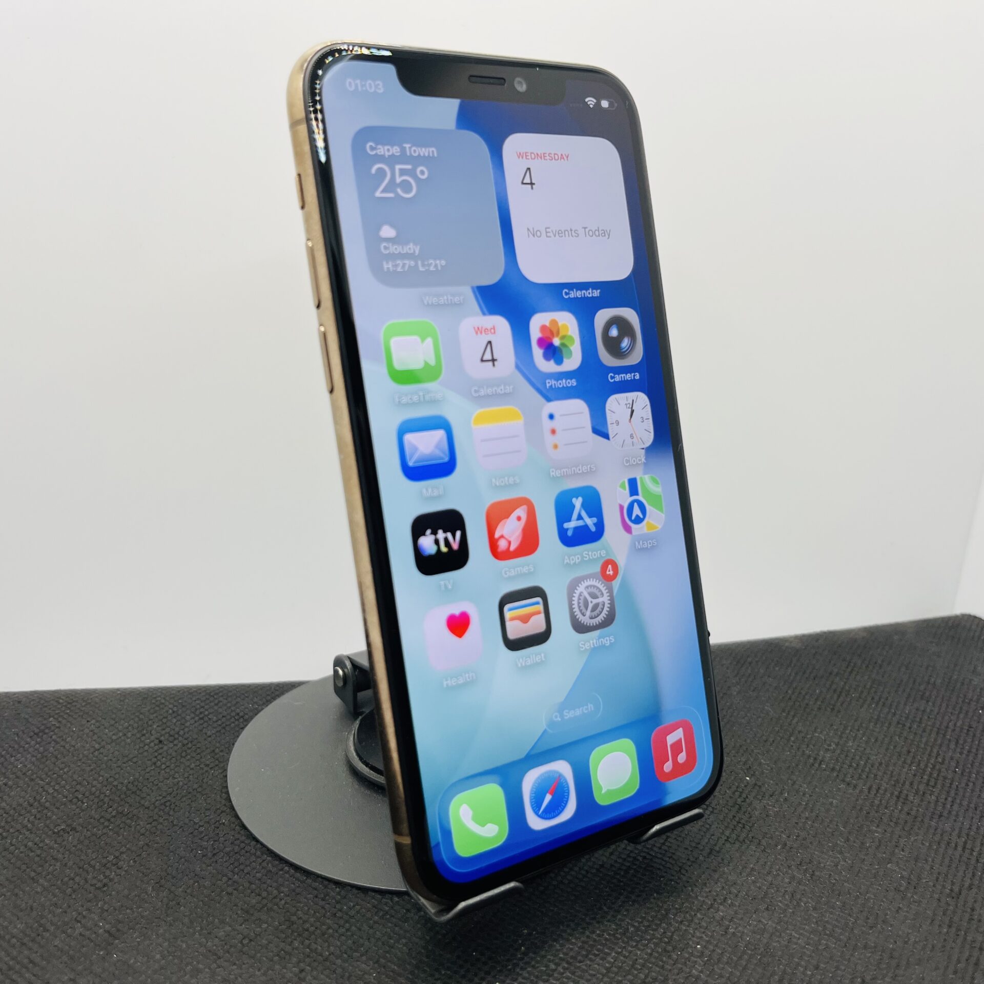 Apple iPhone 11 Pro 256GB Gold (Grade B) - Image 6