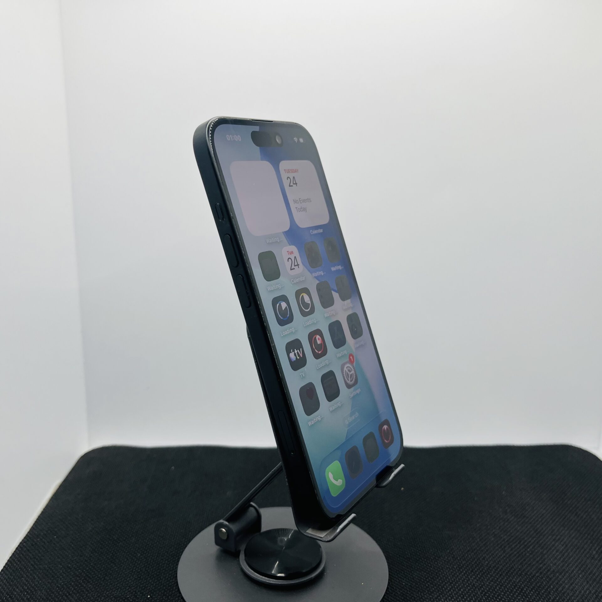 Apple iPhone 15 128GB Black – (Grade B) - Image 2