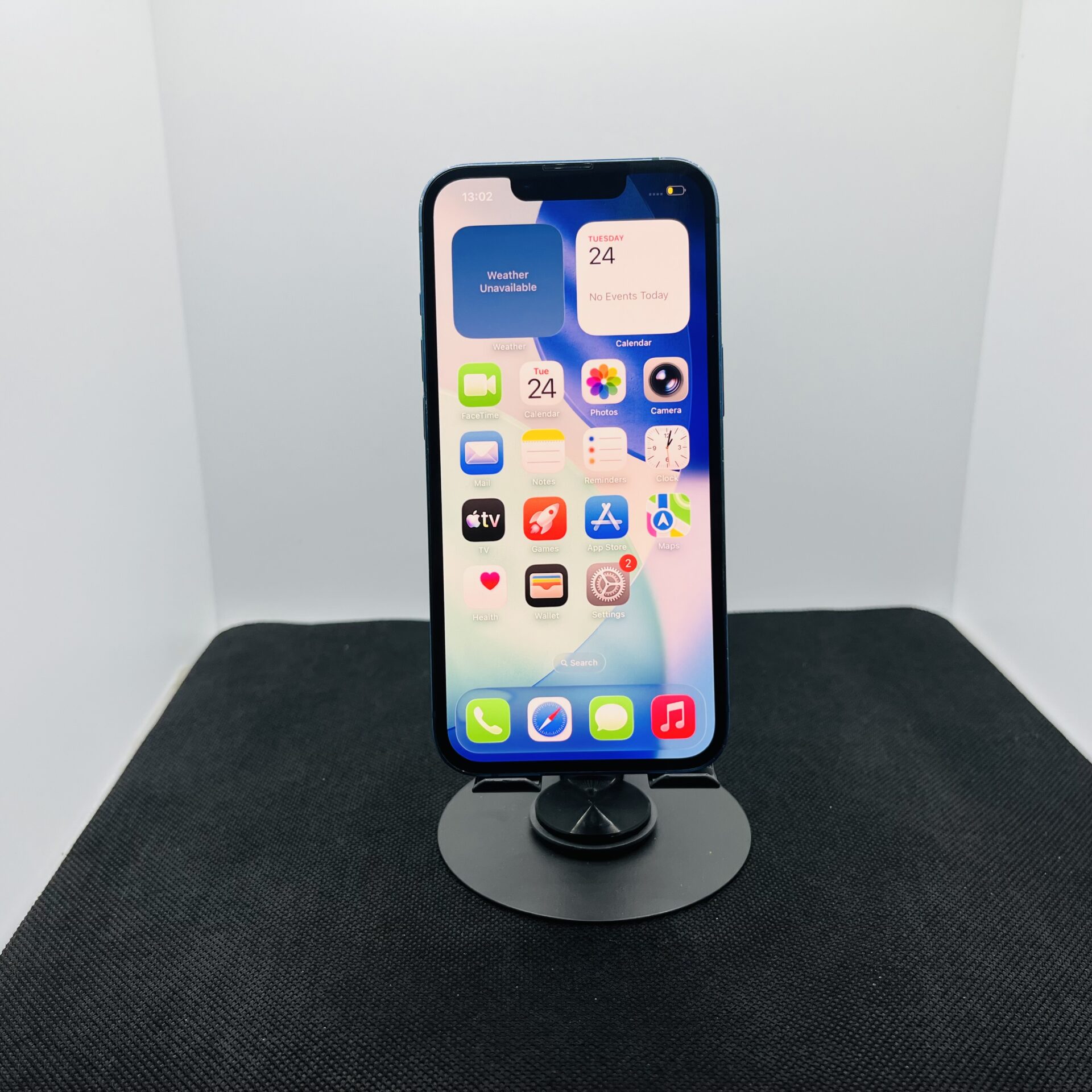 Apple iPhone 13 256GB Blue - (Grade B) - Image 3