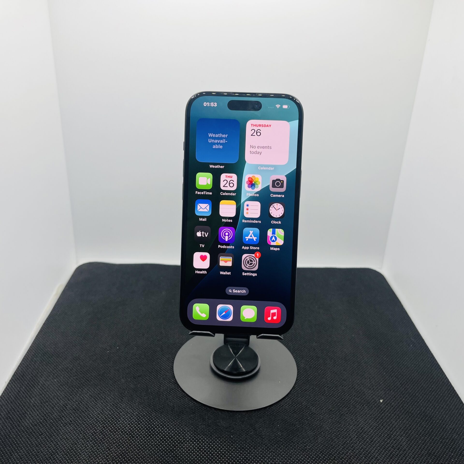 Apple iPhone 15 128GB Black – (Grade B) - Image 2