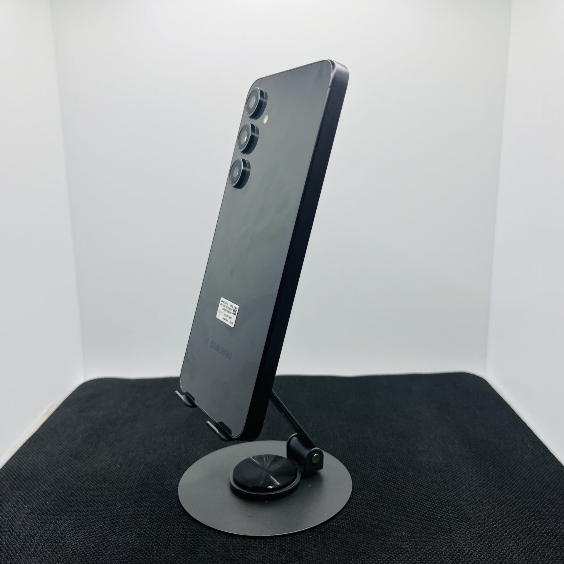 Samsung Galaxy S24 FE 128GB Graphite – (Grade B) - Image 5