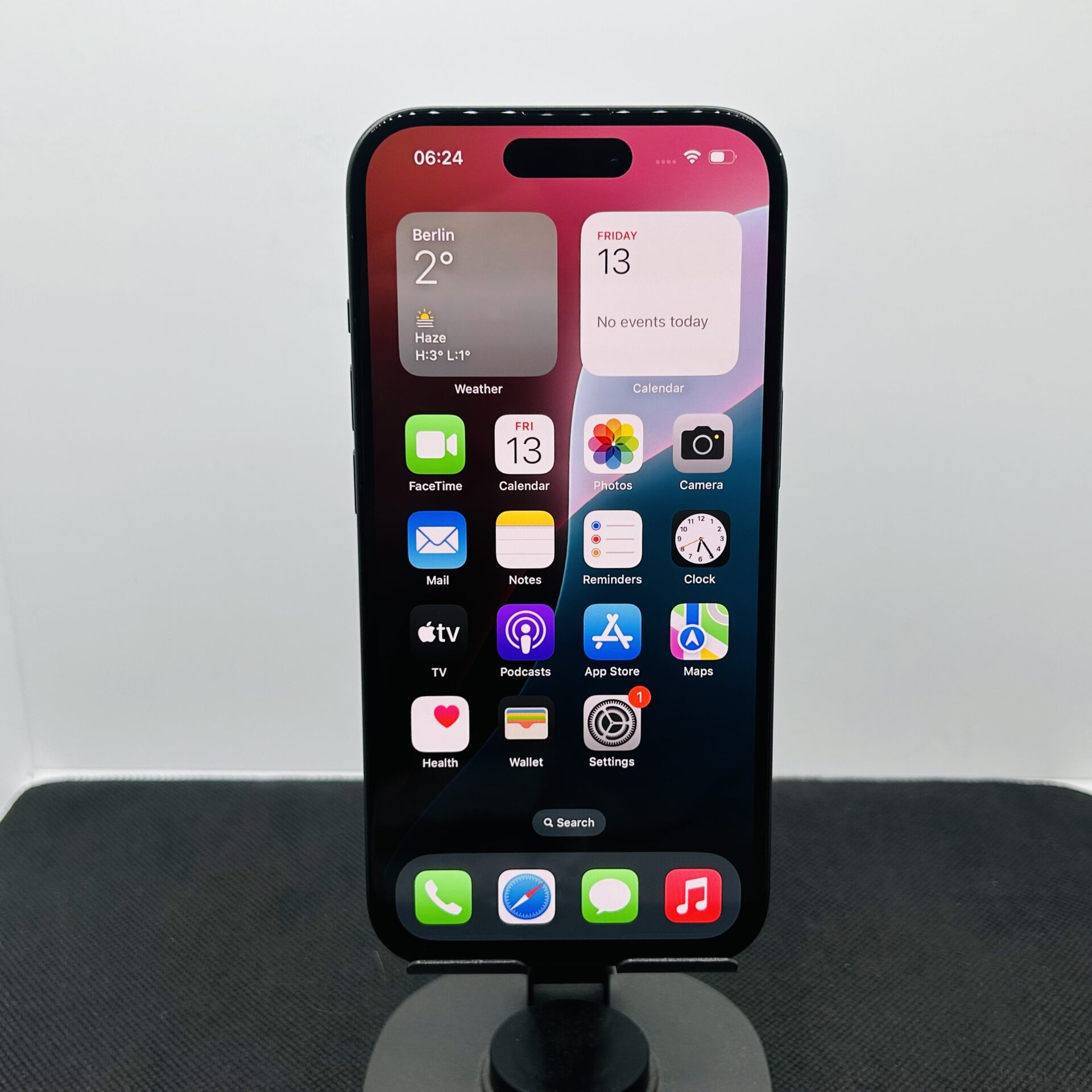 Apple iPhone 15 128GB Black - (Grade B) - Image 6