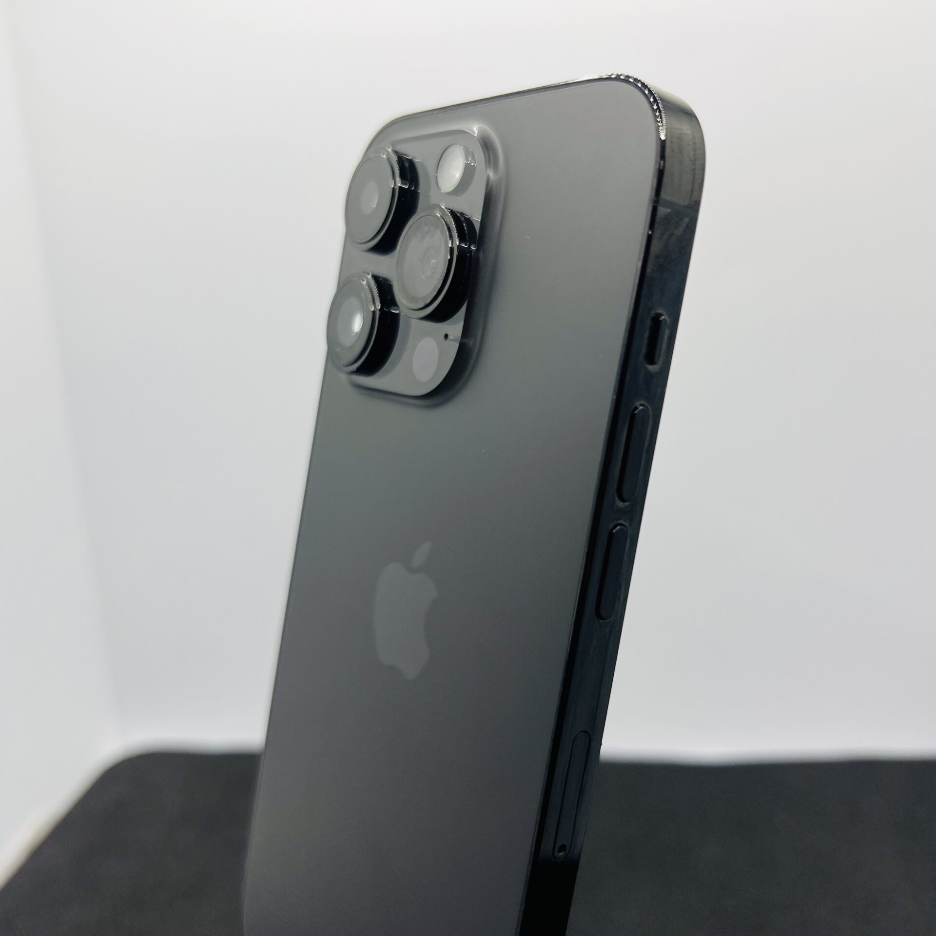 Apple iPhone 14 Pro 128GB Space Black - (Grade B) - Image 8