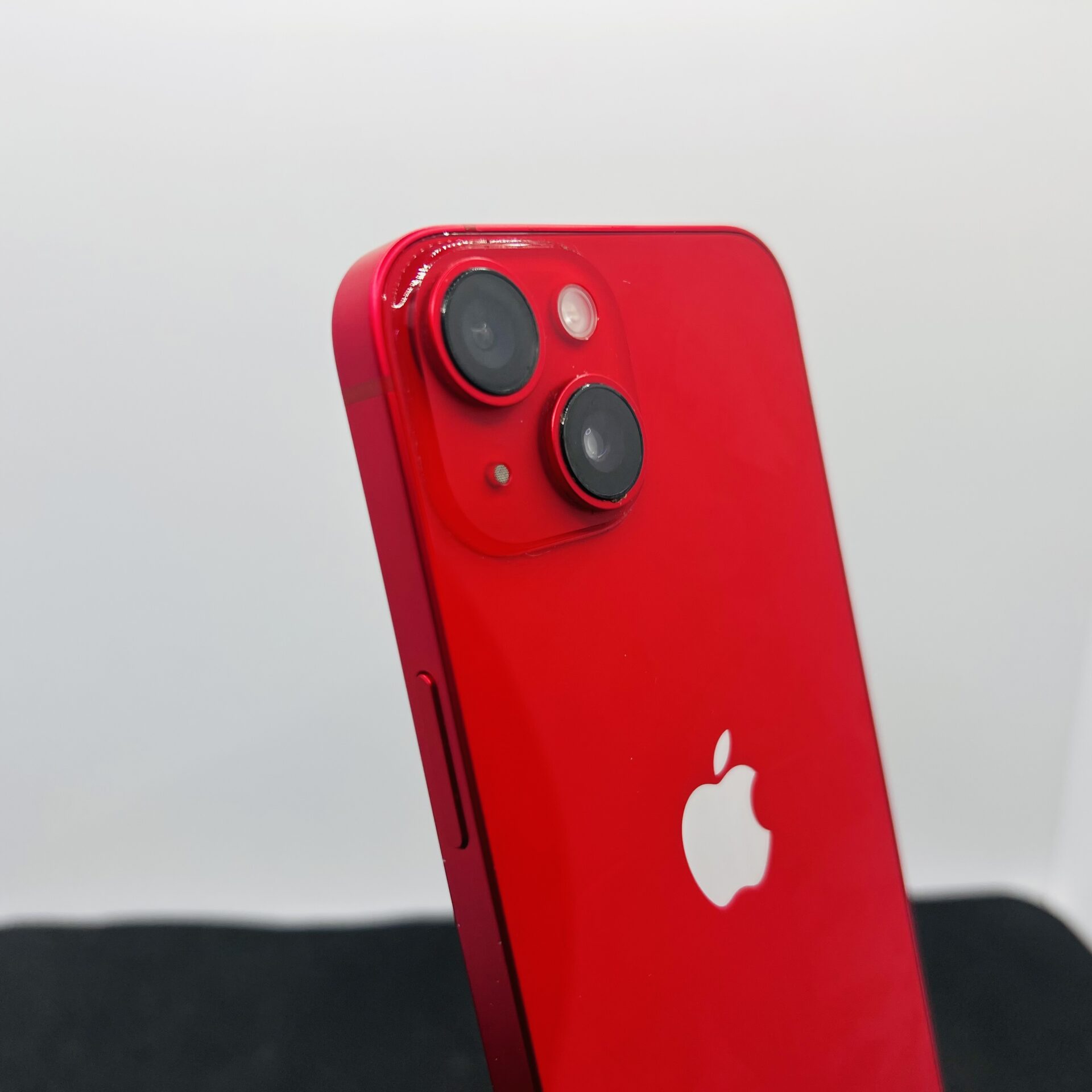 Apple iPhone 14 128GB Product Red – (Grade B) - Image 8