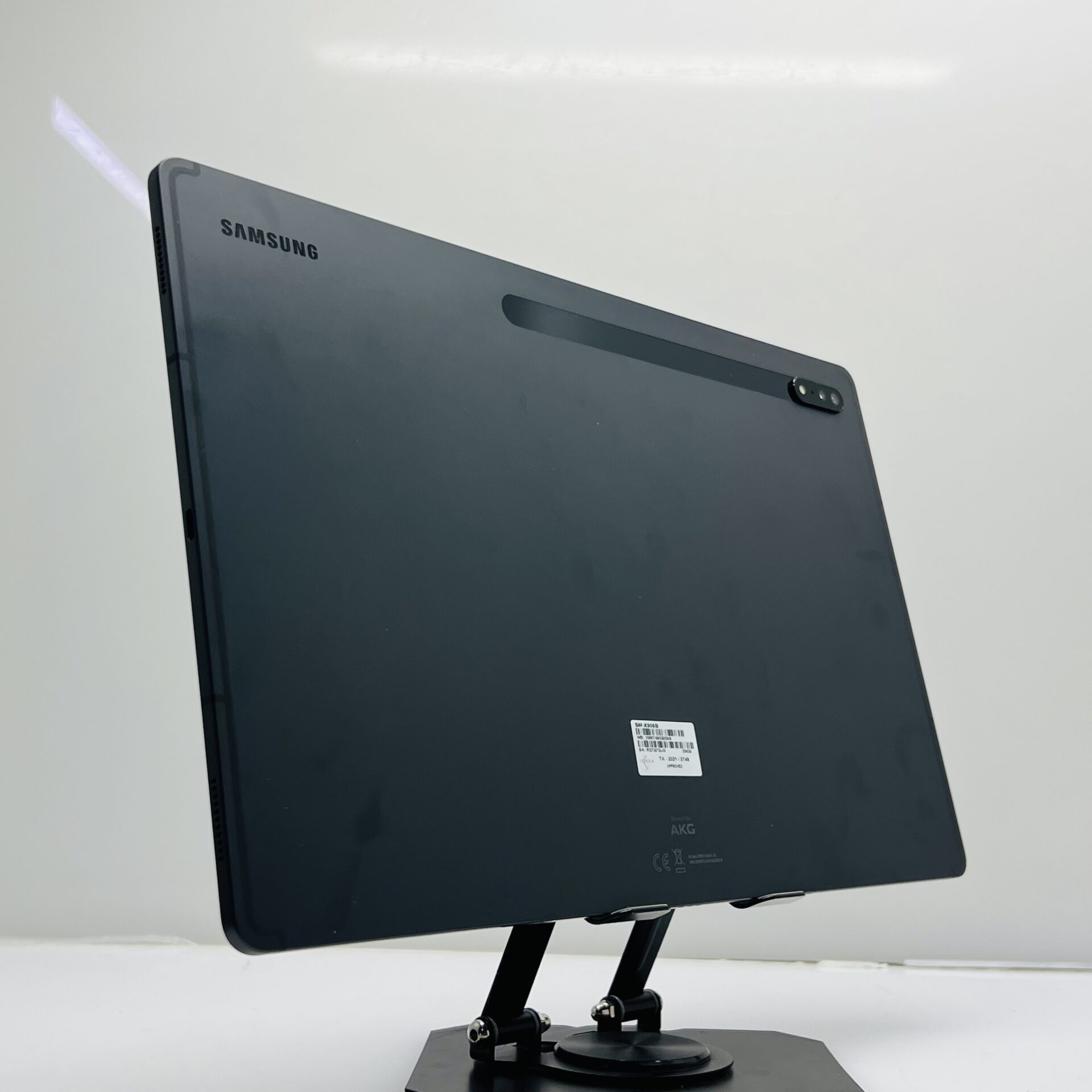 Samsung Galaxy Tab S8 Ultra 256GB (WiFi/Cellular) Graphite (Grade A) + Keyboard Cover Bundle Value: R799 - Image 8