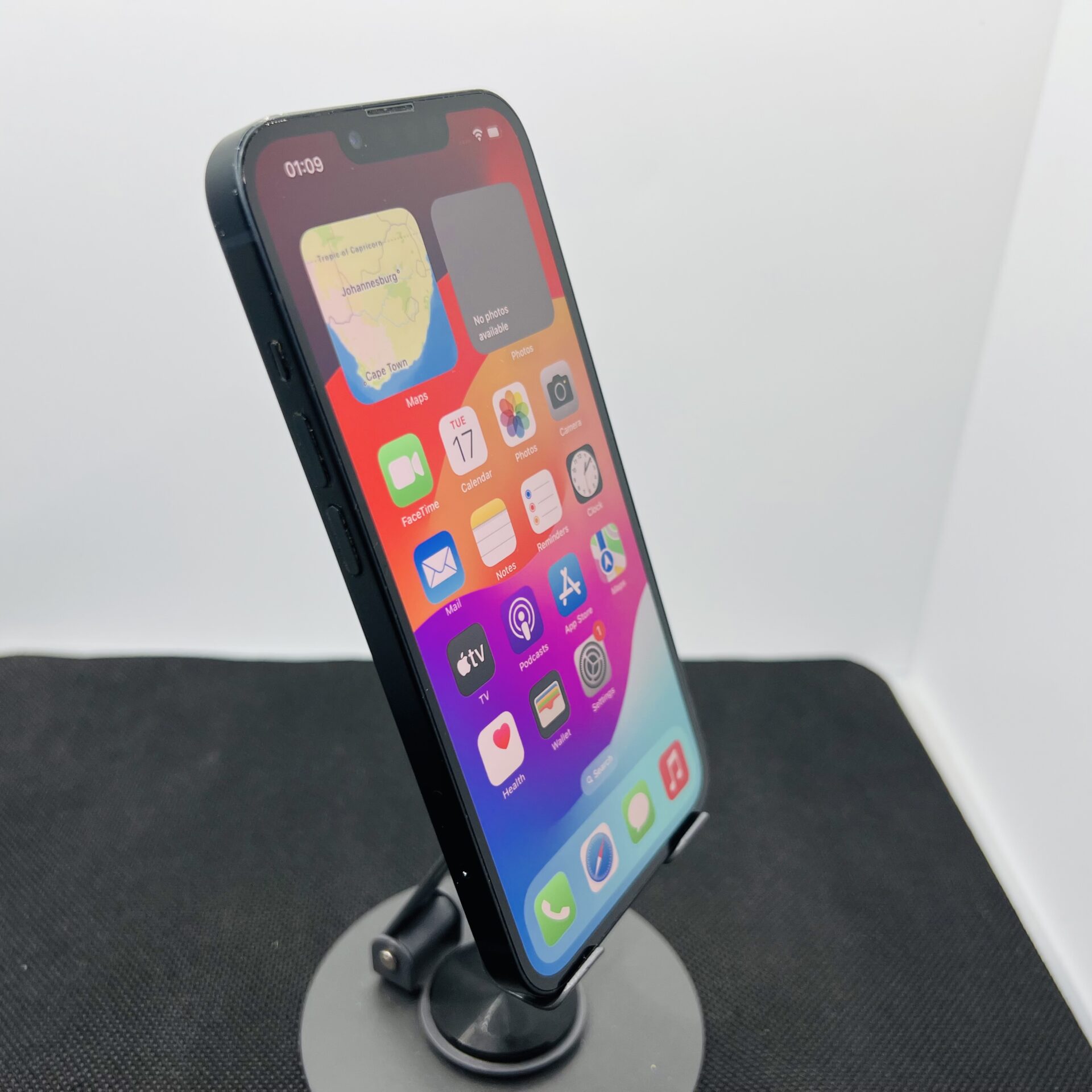 Apple iPhone 13 256GB Midnight – (Grade B) - Image 5