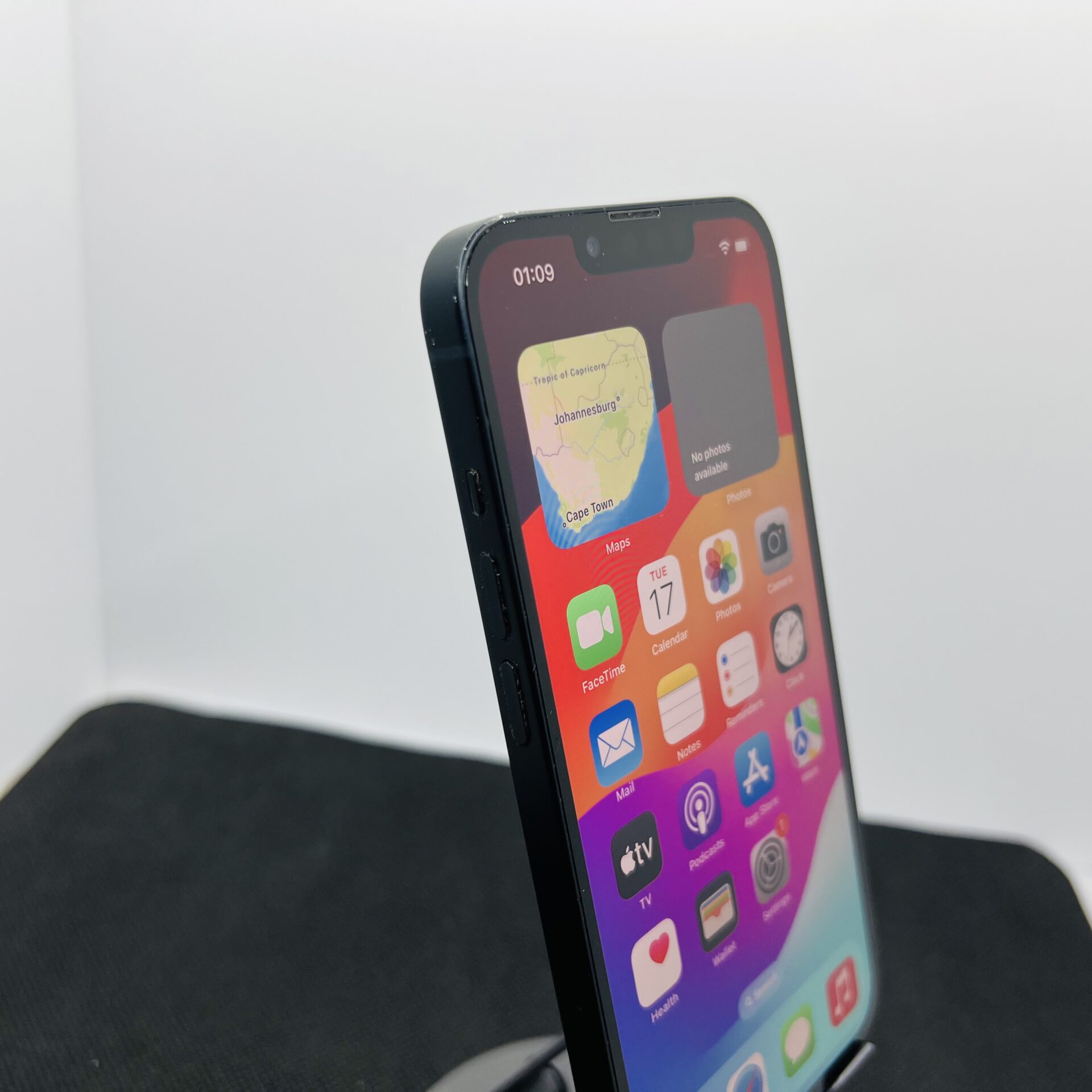 Apple iPhone 13 256GB Midnight – (Grade B) - Image 6