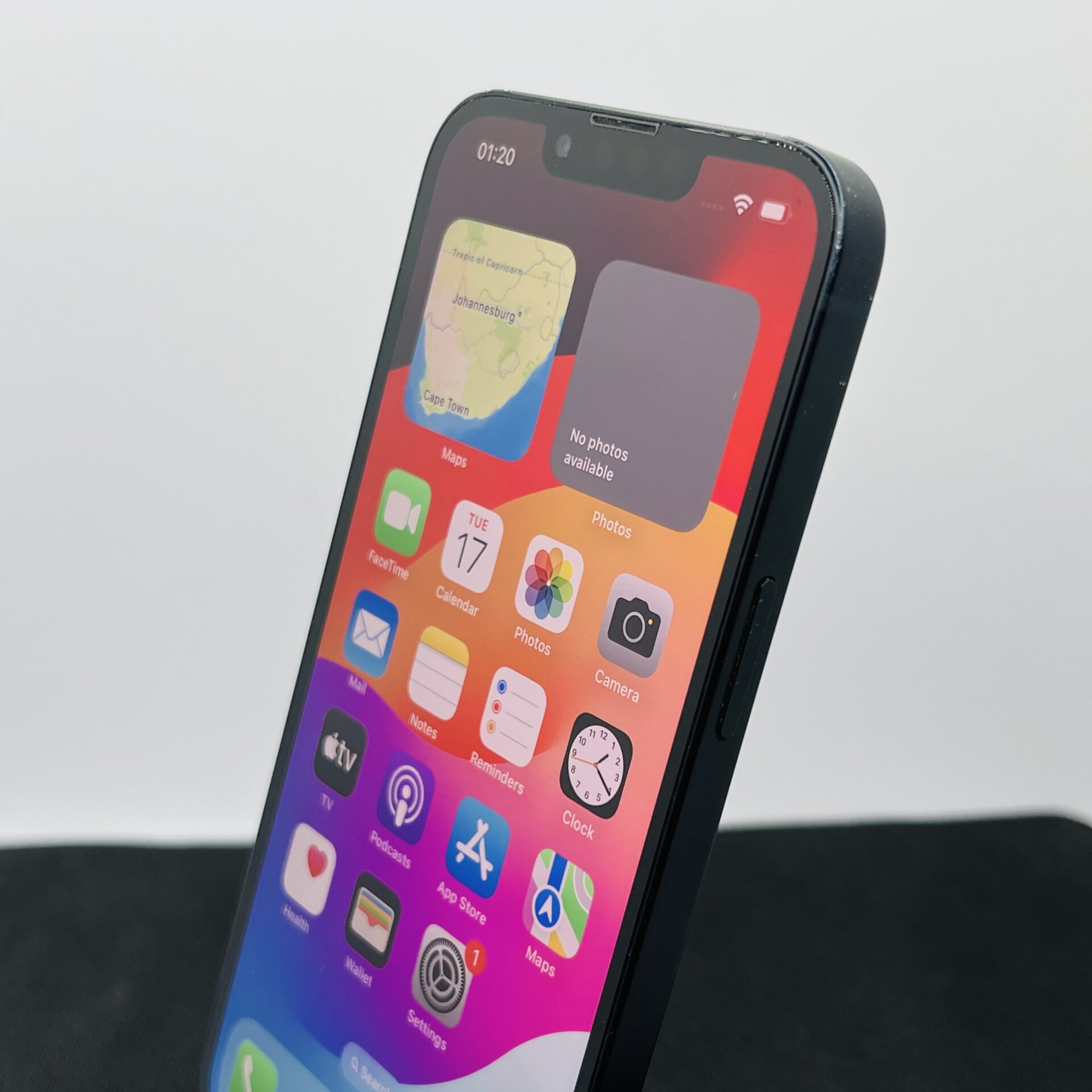 Apple iPhone 13 256GB Midnight – (Grade B) - Image 4