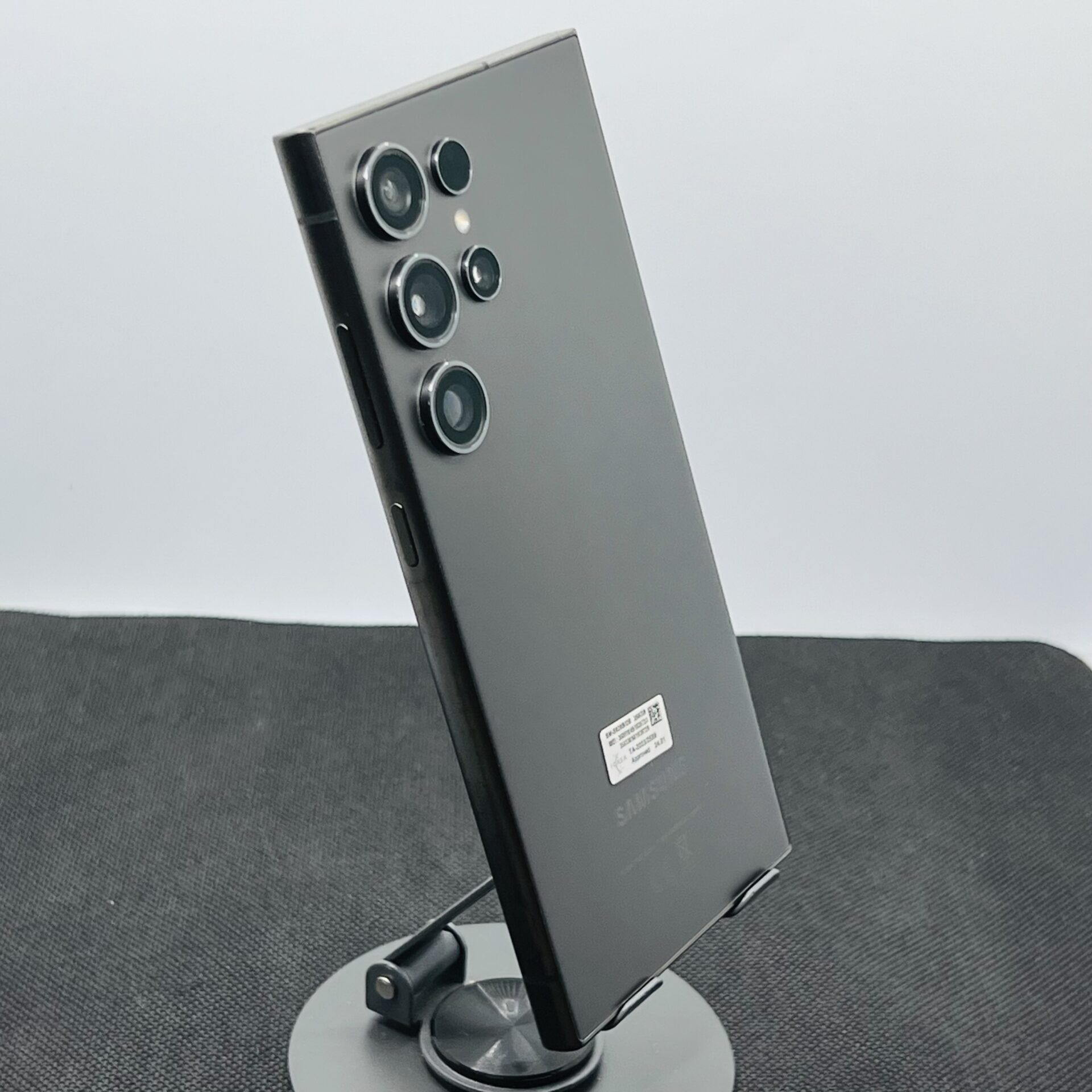 Samsung Galaxy S24 Ultra 256GB Titanium Black – (Grade B) - Image 9