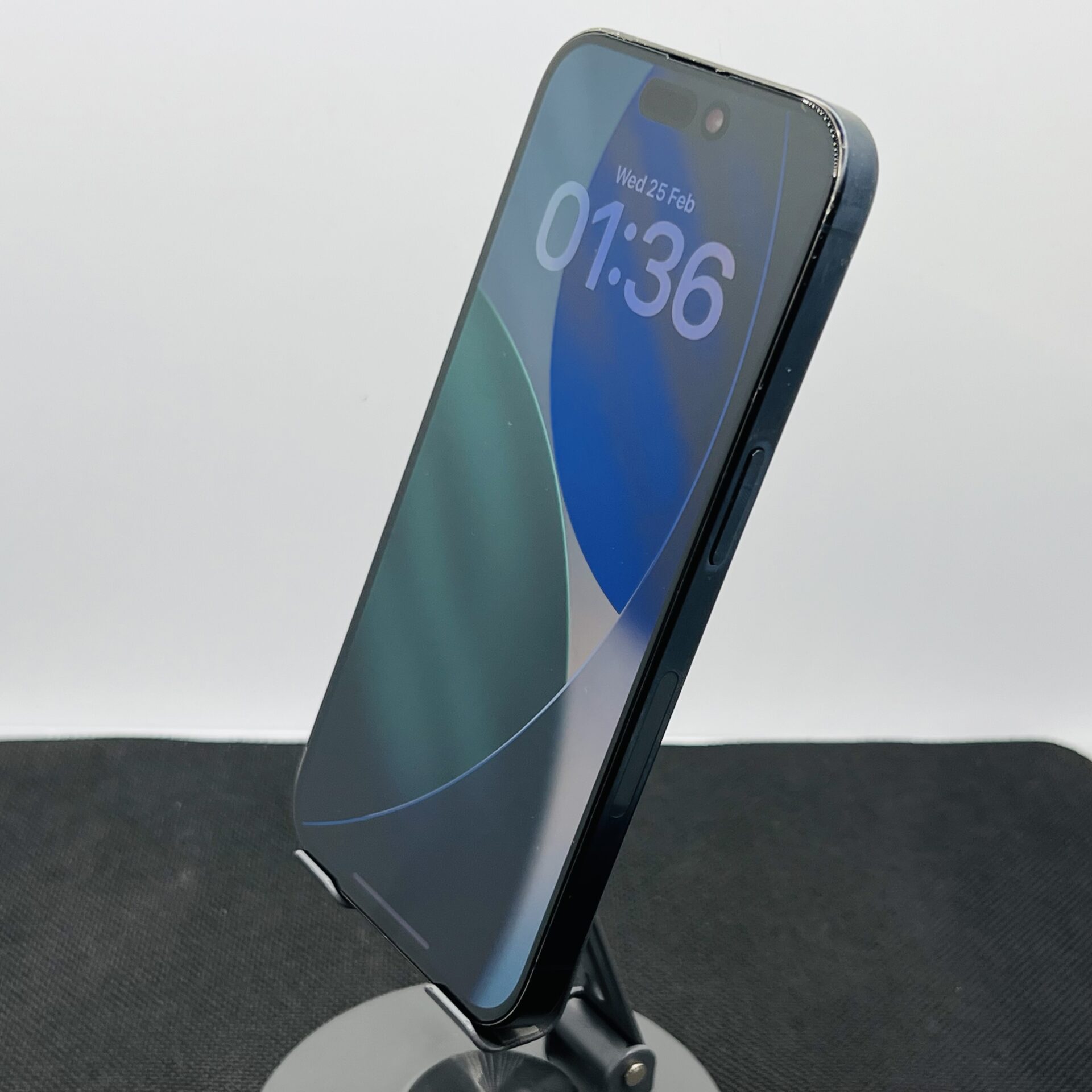 Apple iPhone 15 Pro 256GB Blue Titanium (Grade B) - eSIM Only - Image 7