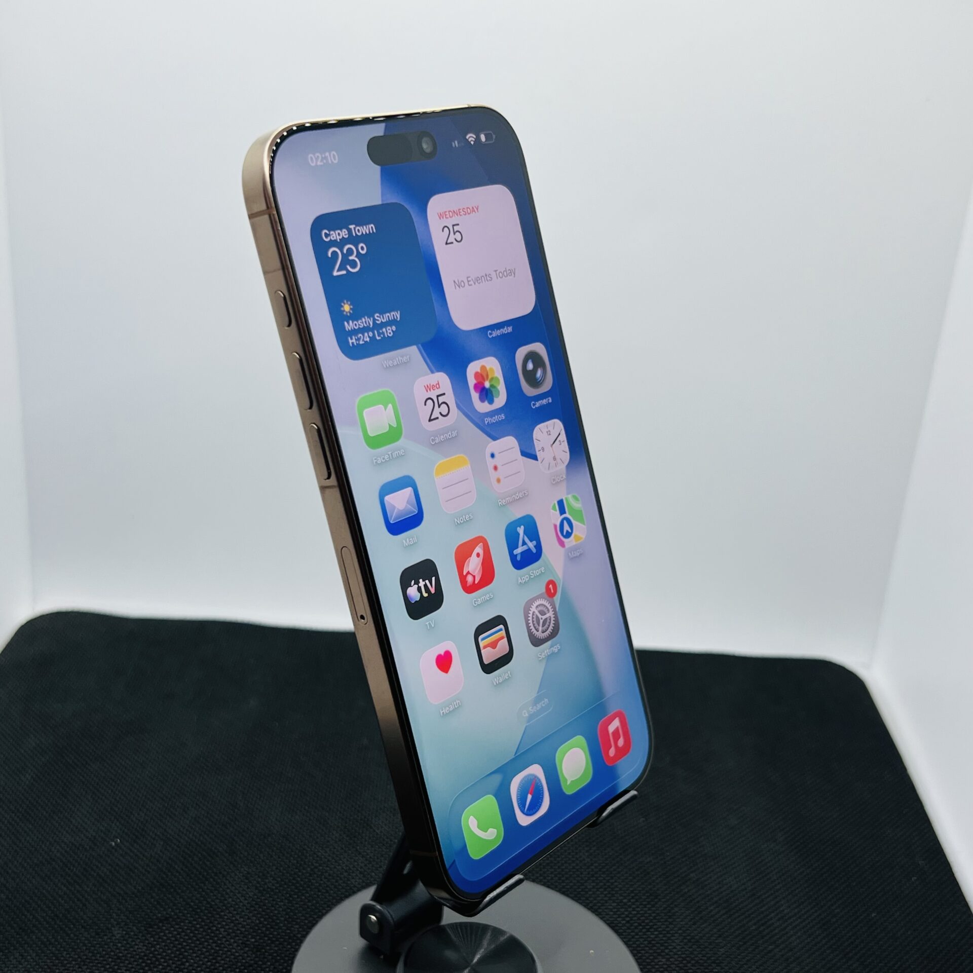 Apple iPhone 16 Pro Max 256GB Desert Titanium – (Grade B) - Image 3