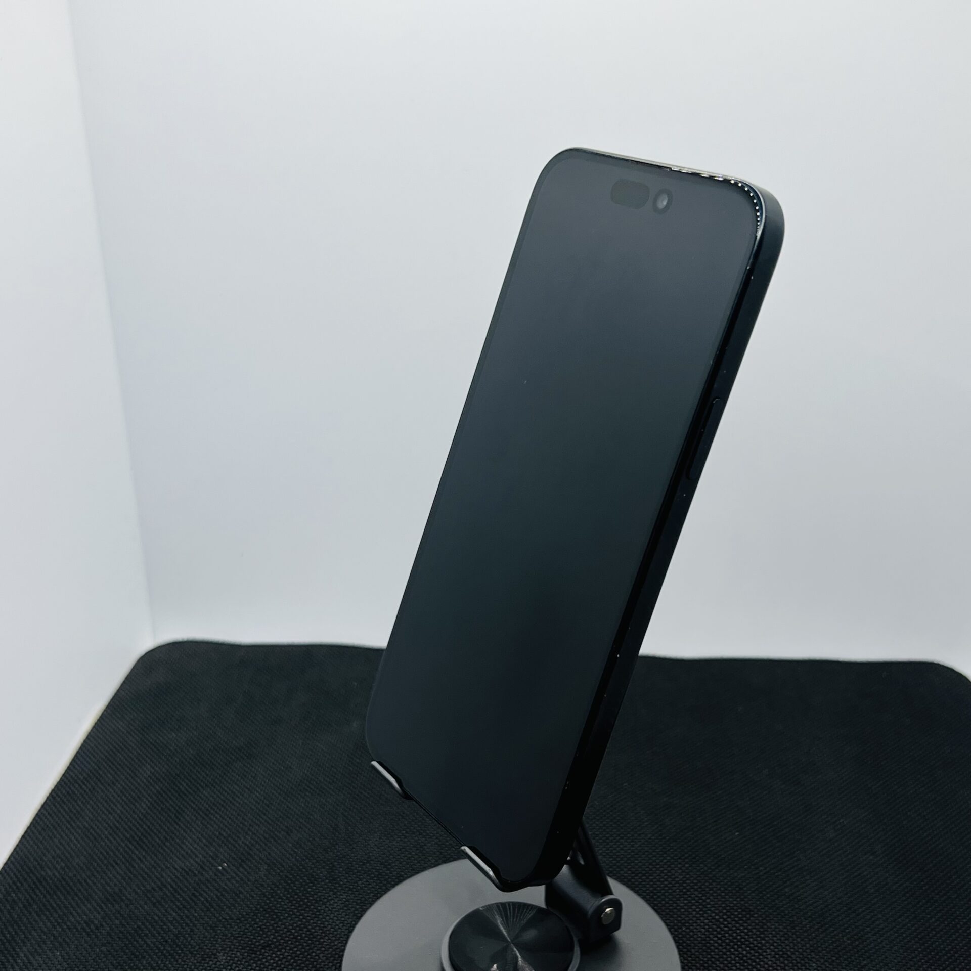 Apple iPhone 15 Plus 128GB Black - (Grade B) - Image 7