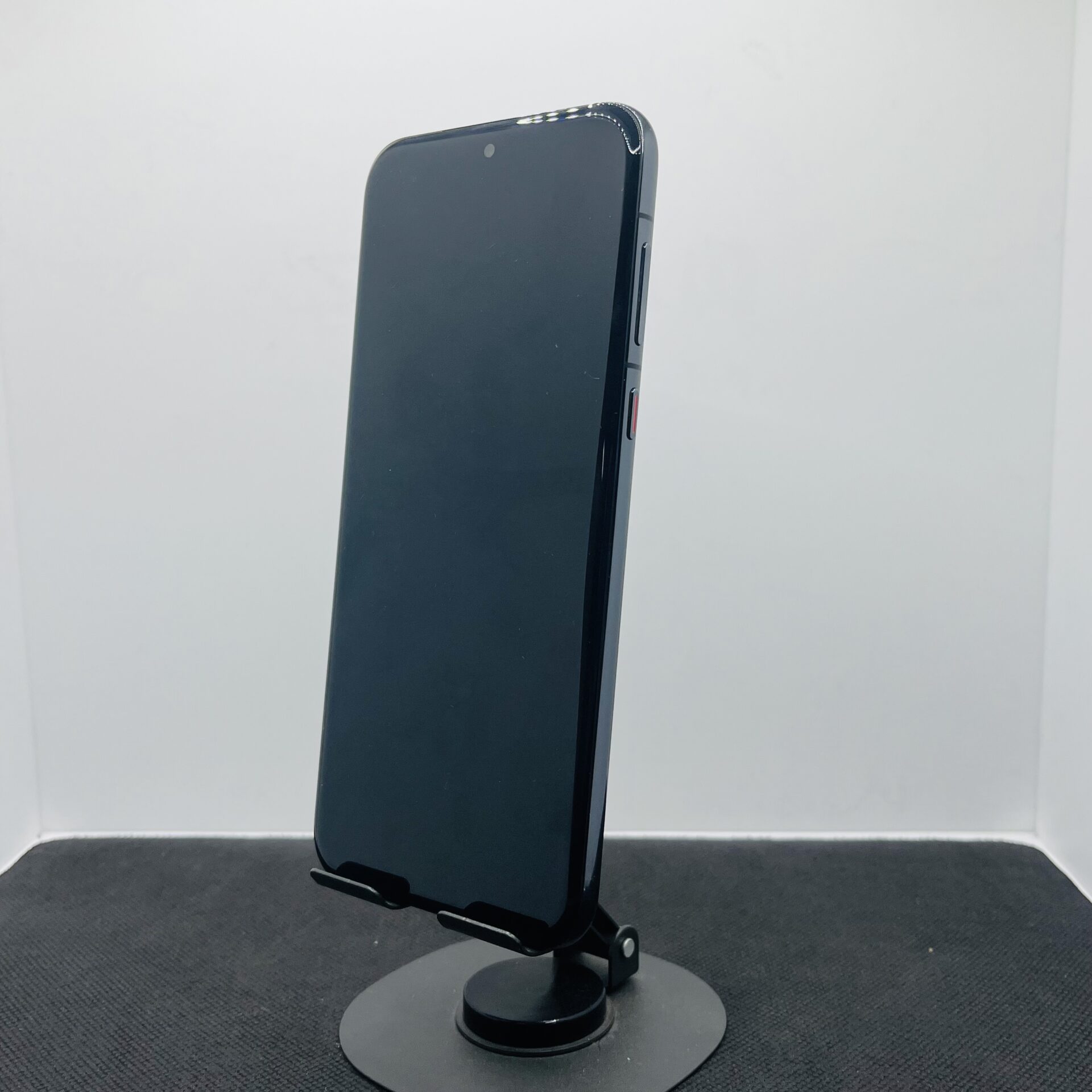 Huawei Pura 70 Pro 512GB Black - (Grade B) - Image 3