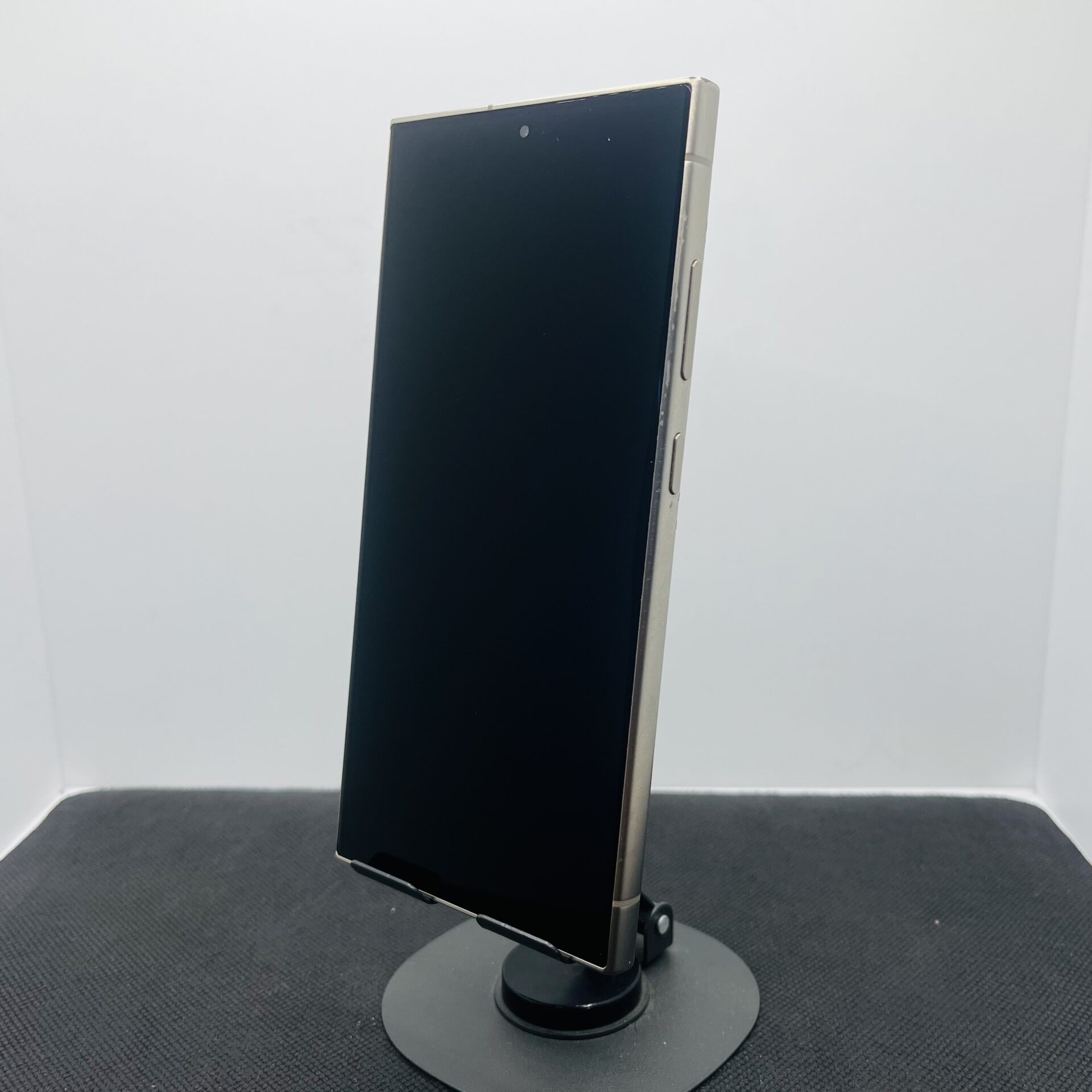 Samsung Galaxy S24 Ultra 512GB Titanium Grey - (Grade B) - Image 3