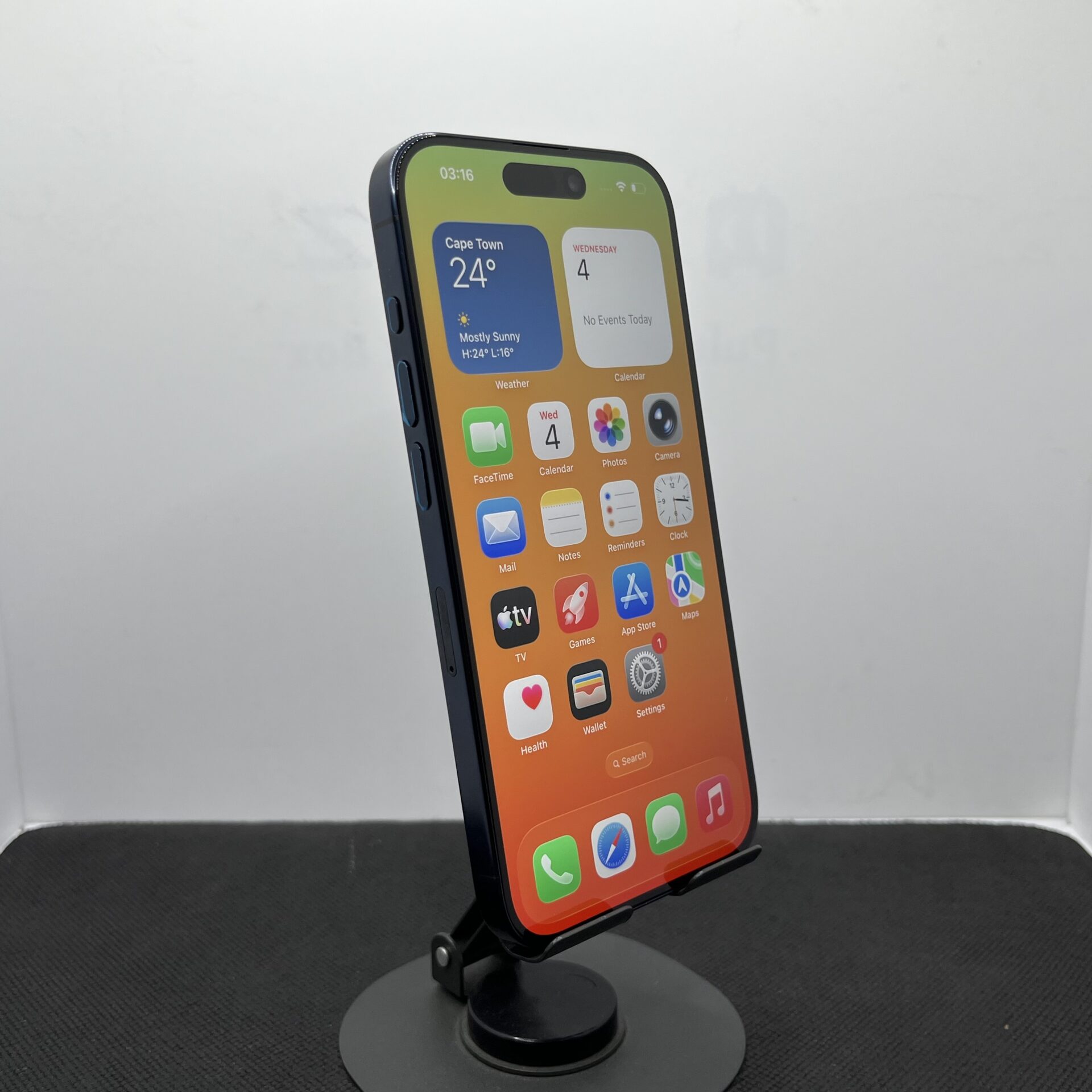 Apple iPhone 15 Pro 128GB Blue Titanium - (Grade B) - Image 4