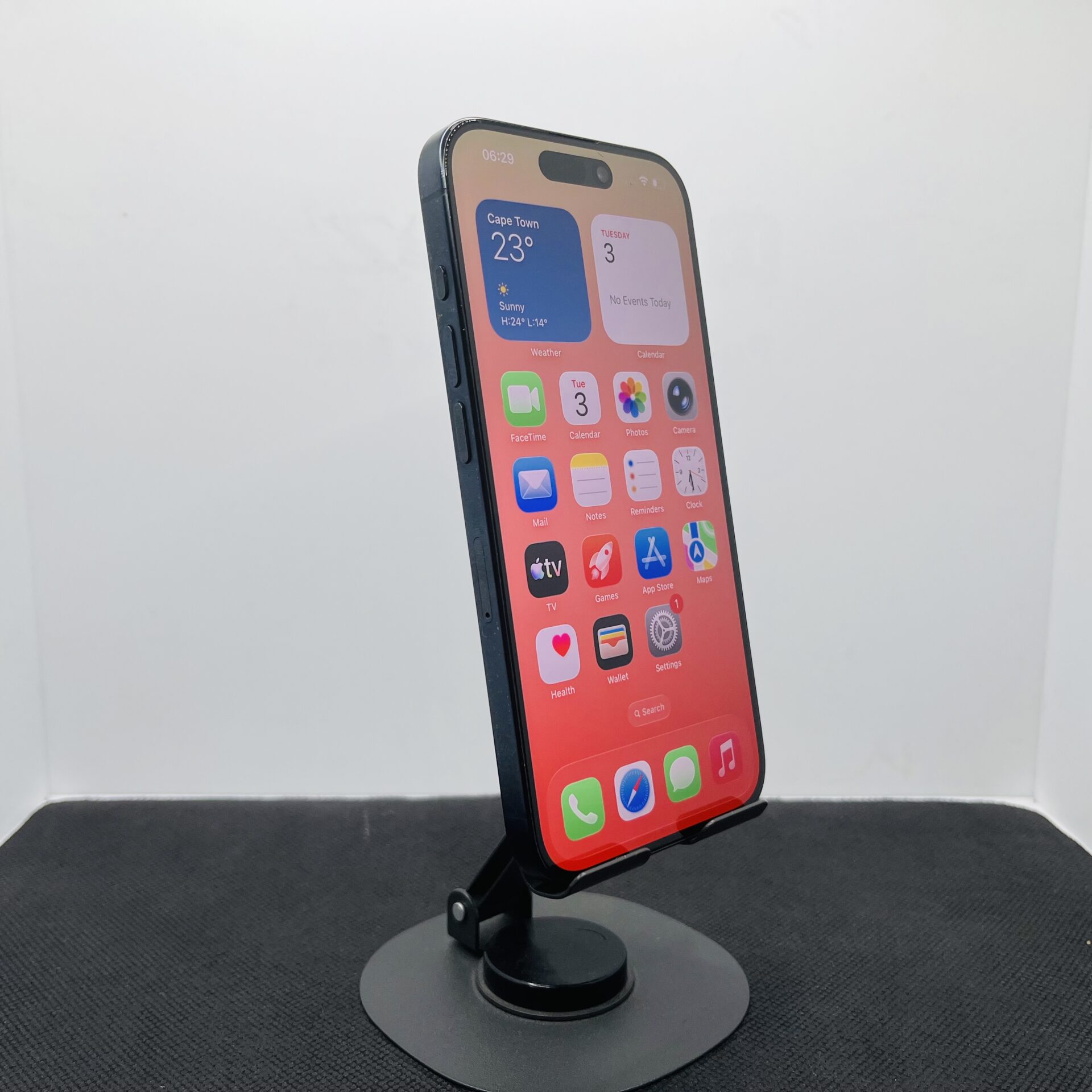 Apple iPhone 15 Pro 128GB Blue Titanium - (Grade B) - Image 4