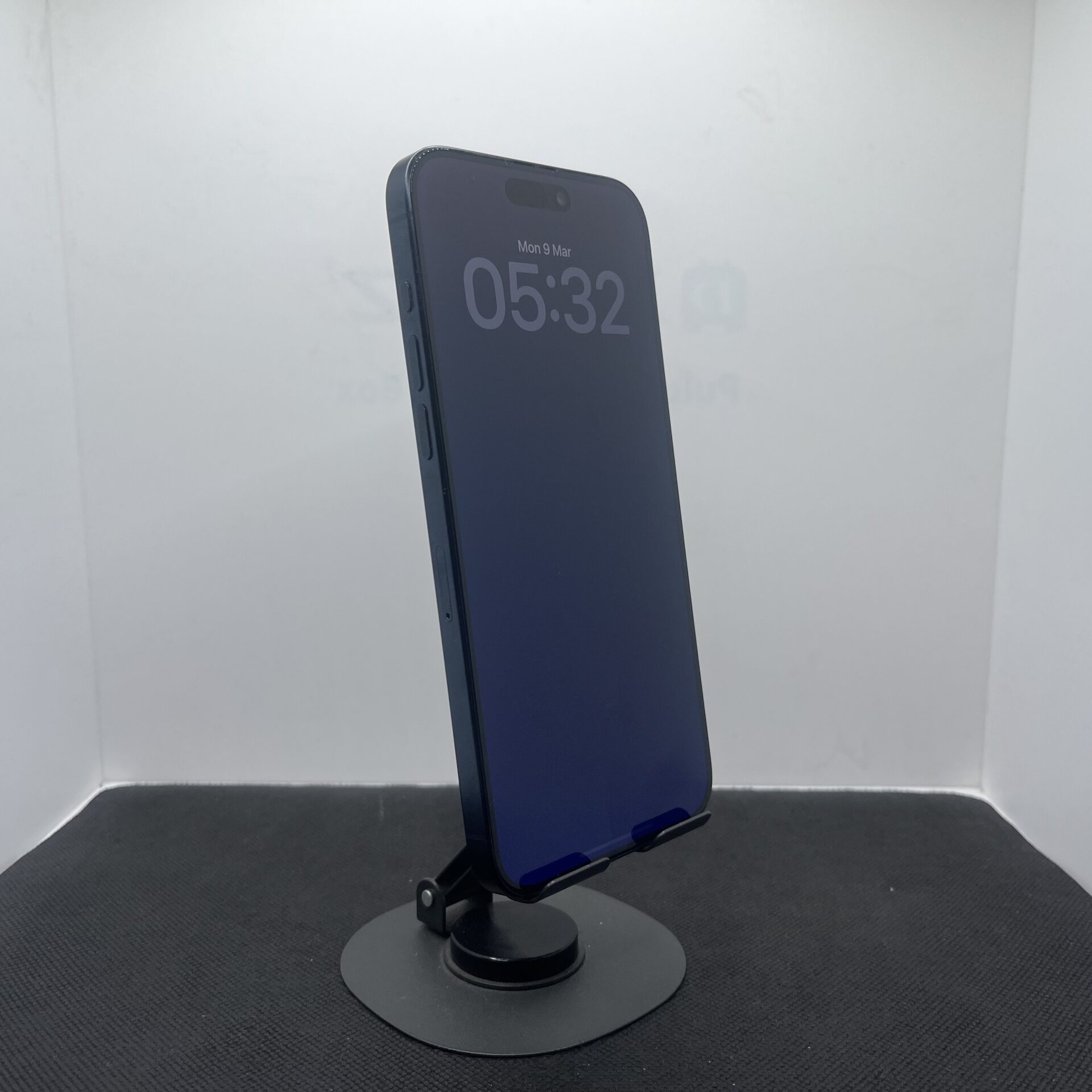 Apple iPhone 15 Pro Max 512GB Blue Titanium - (Grade B) - Image 2