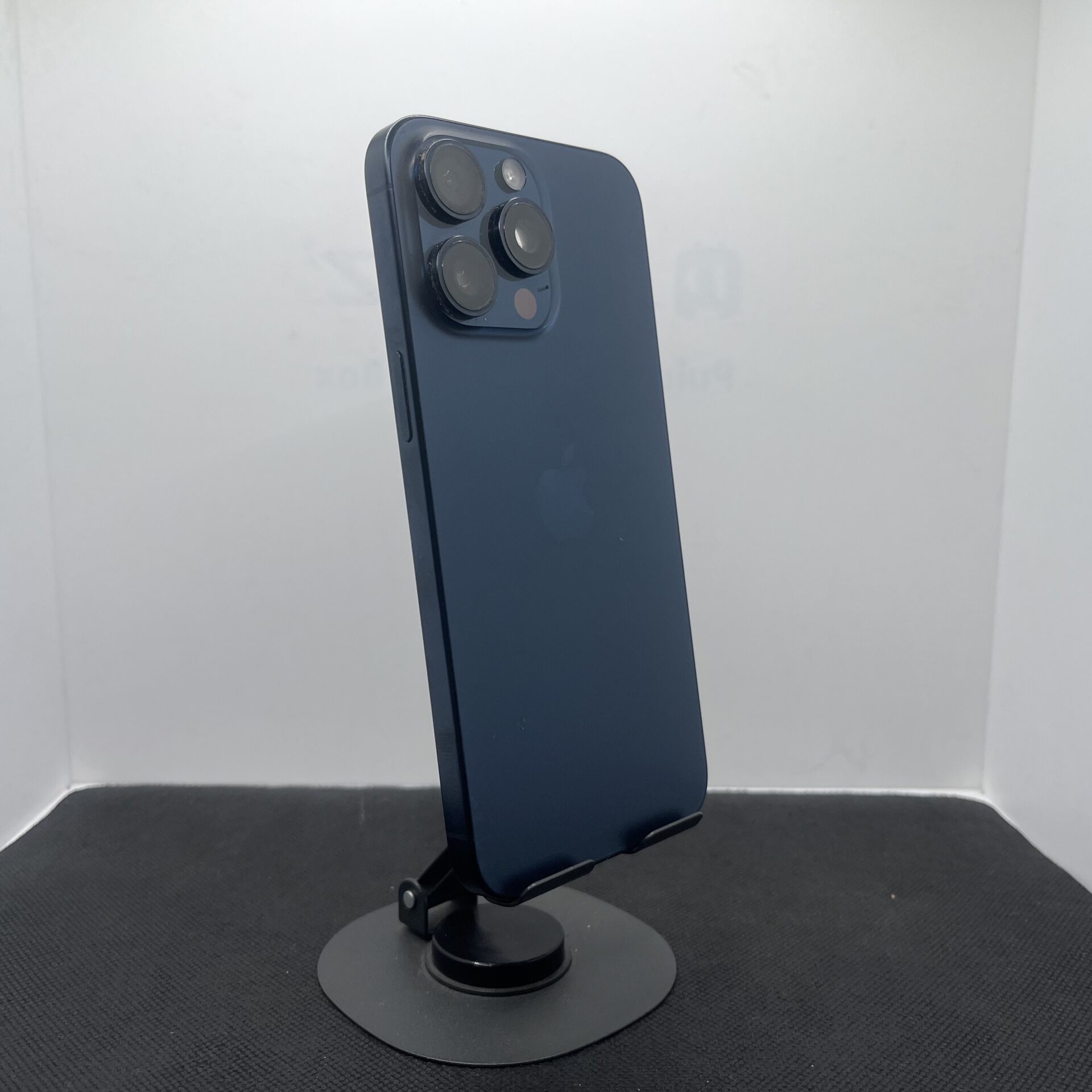 Apple iPhone 15 Pro Max 512GB Blue Titanium - (Grade B) - Image 7