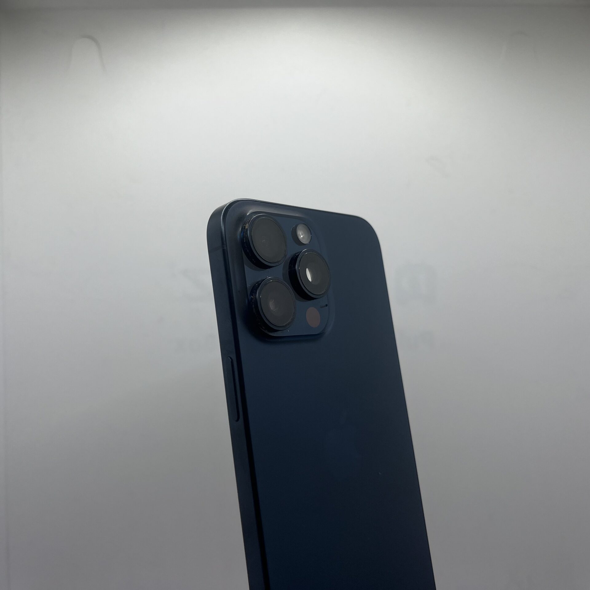 Apple iPhone 15 Pro Max 512GB Blue Titanium - (Grade B) - Image 10