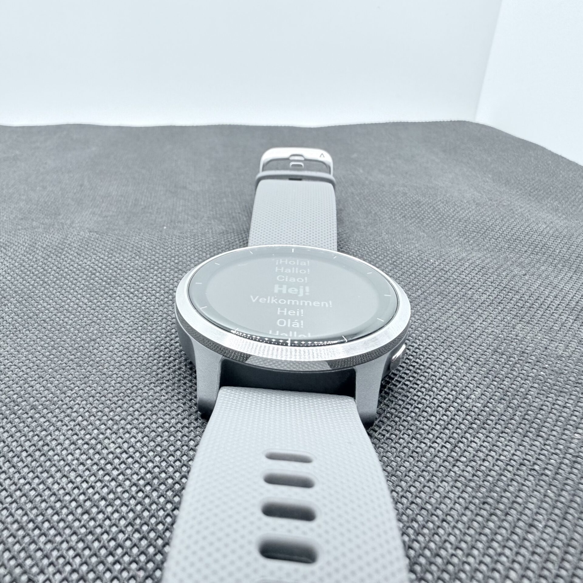 Garmin Vivoactive 4 Black – (Grade B) - Image 5