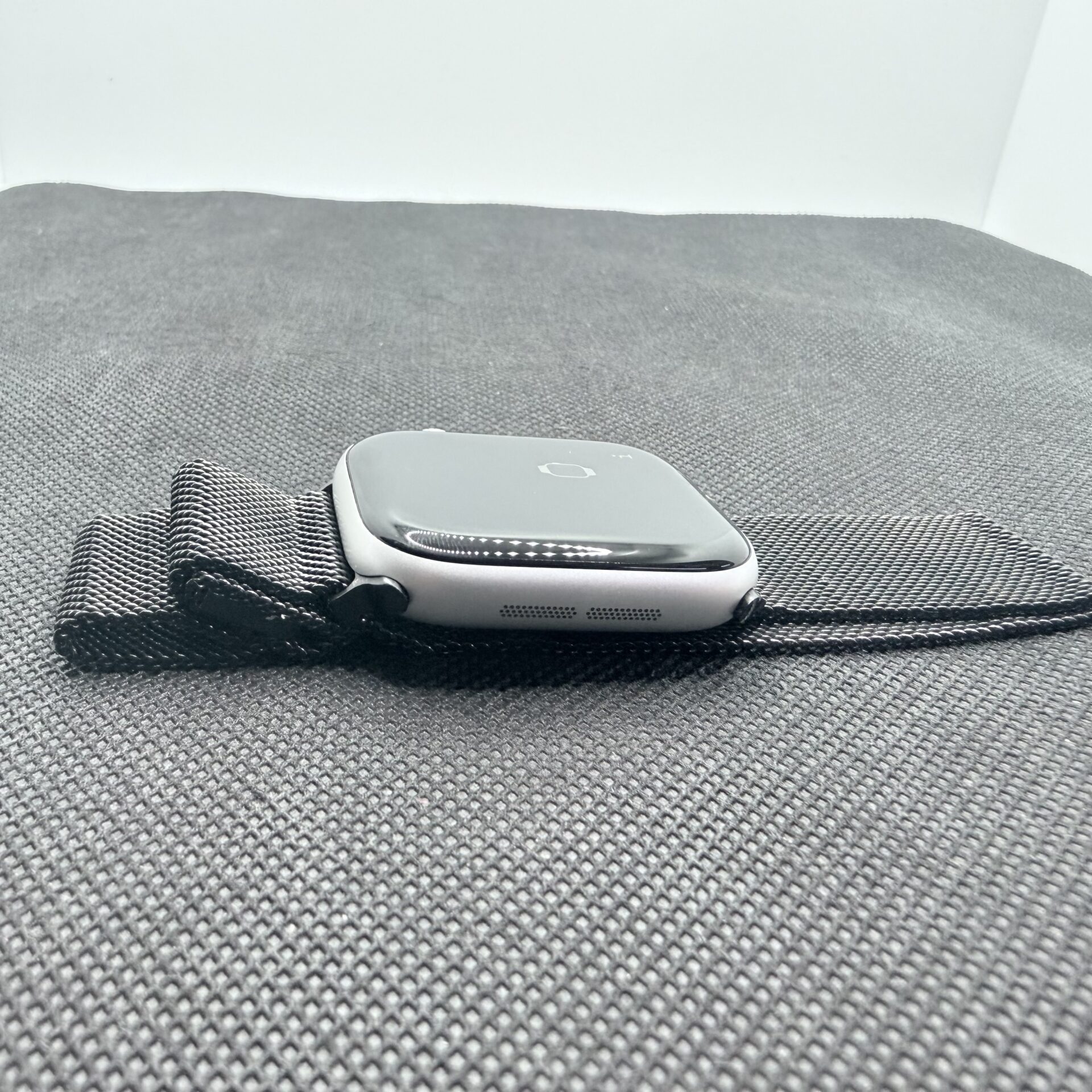 Apple Watch Series 10 42mm GPS Only Silver (Grade B) - With Black Straps - Image 3