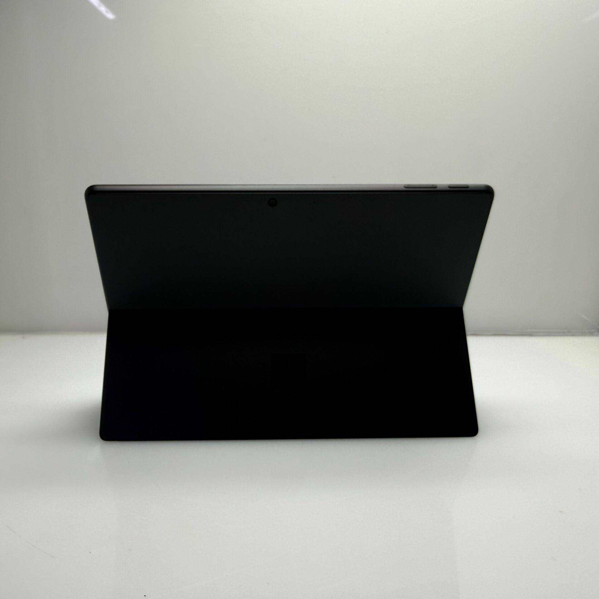 Microsoft Surface Pro 11th Edition 3.40GHz 16GB RAM 1TB SSD Black – (Grade B) - Image 6
