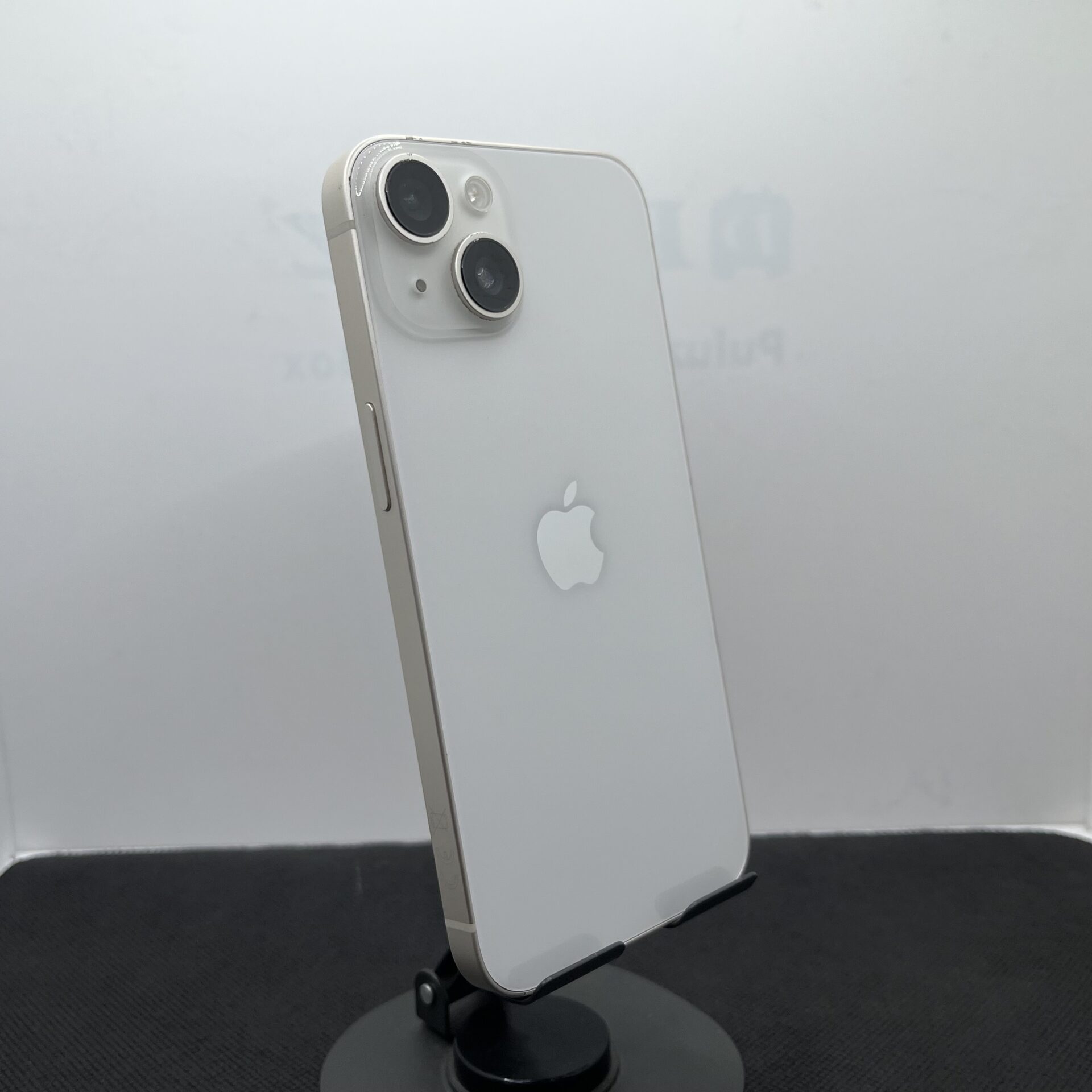 Apple iPhone 14 256GB Silver - (Grade B) Bright Spots - Image 9