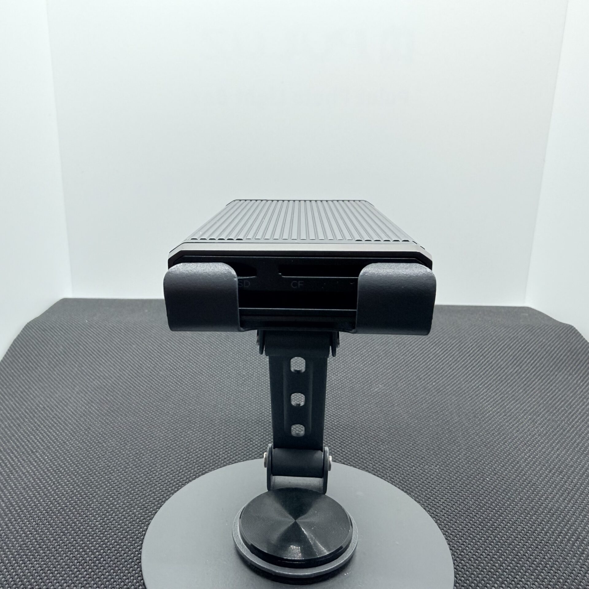 SanDisk Pro-Reader Multi Card Grey/Black - (Grade B) - Image 9