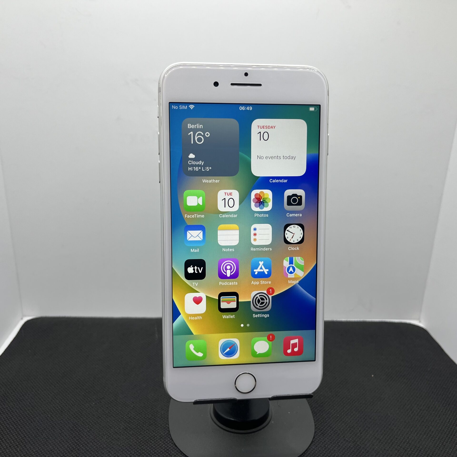 Apple iPhone 8 Plus 256GB Silver - (Grade B) - Image 5