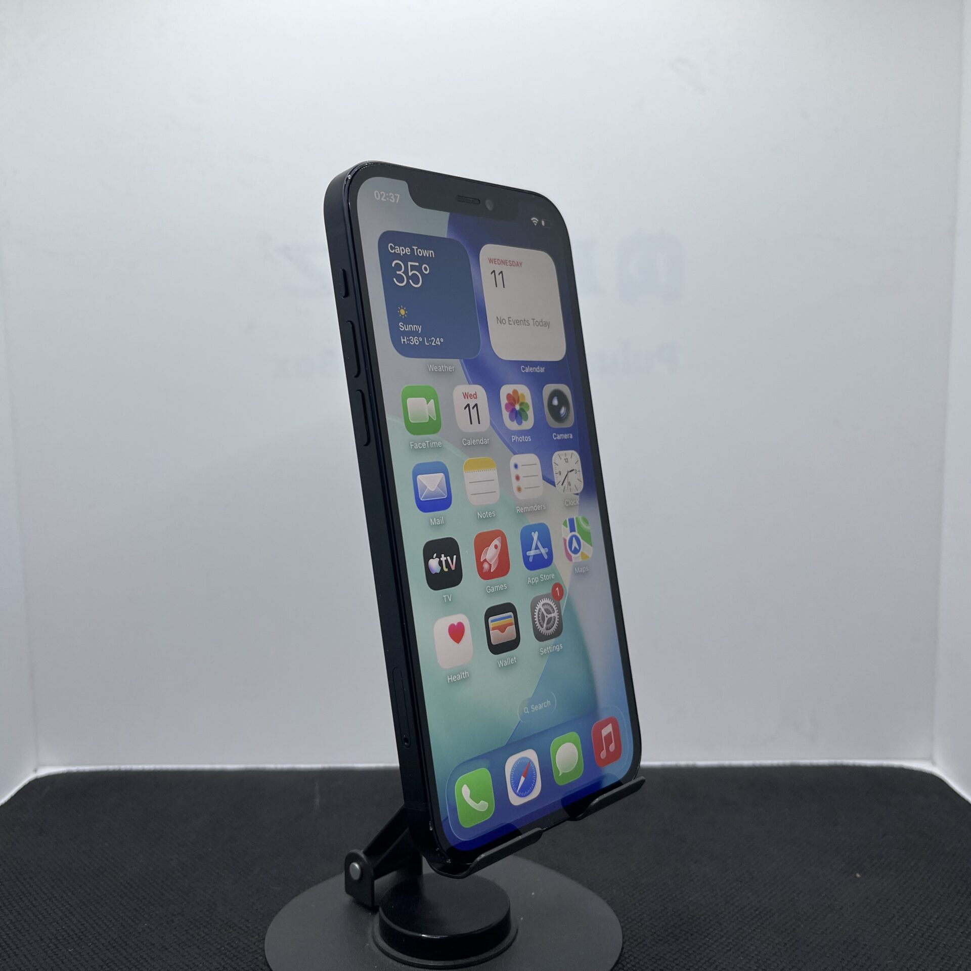 Apple iPhone 12 64GB Black - (Grade B) - Image 4