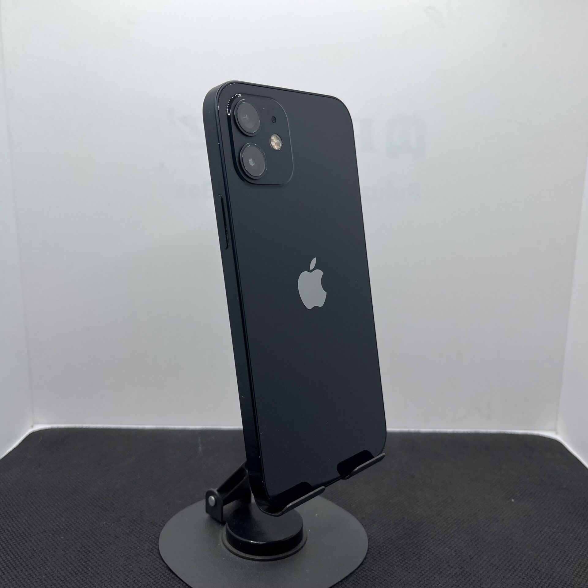 Apple iPhone 12 64GB Black - (Grade B) - Image 9