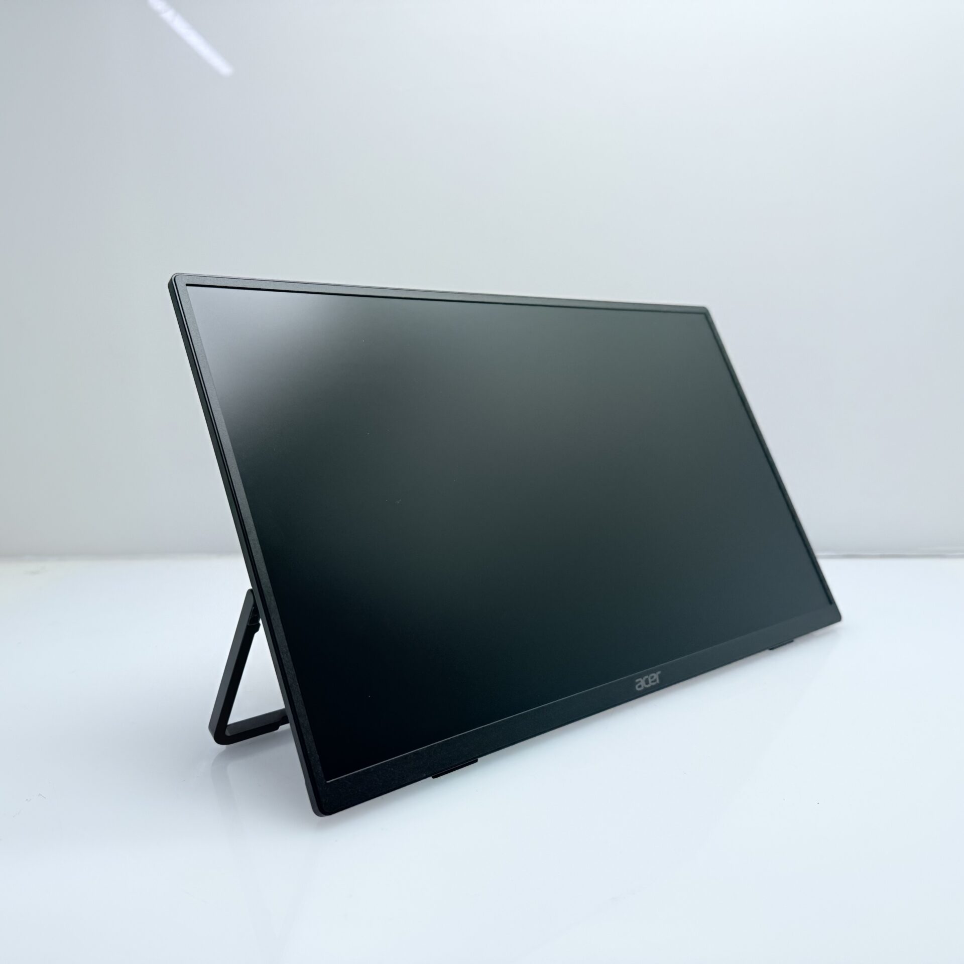 Acer PM161QJ 15.6" 60Hz FHD Portable IPS Monitor Black - (Grade A) - Image 2