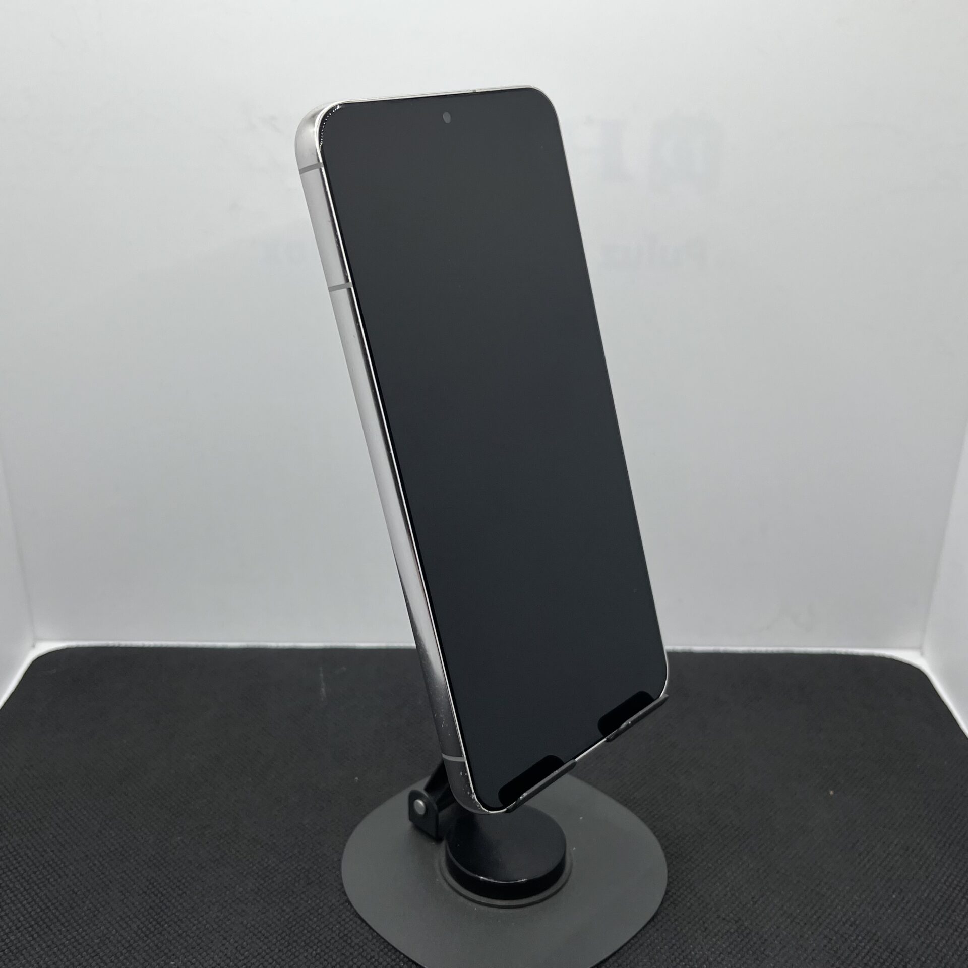 Samsung Galaxy S22 Plus 256GB Phantom White – (Grade B) - Image 6