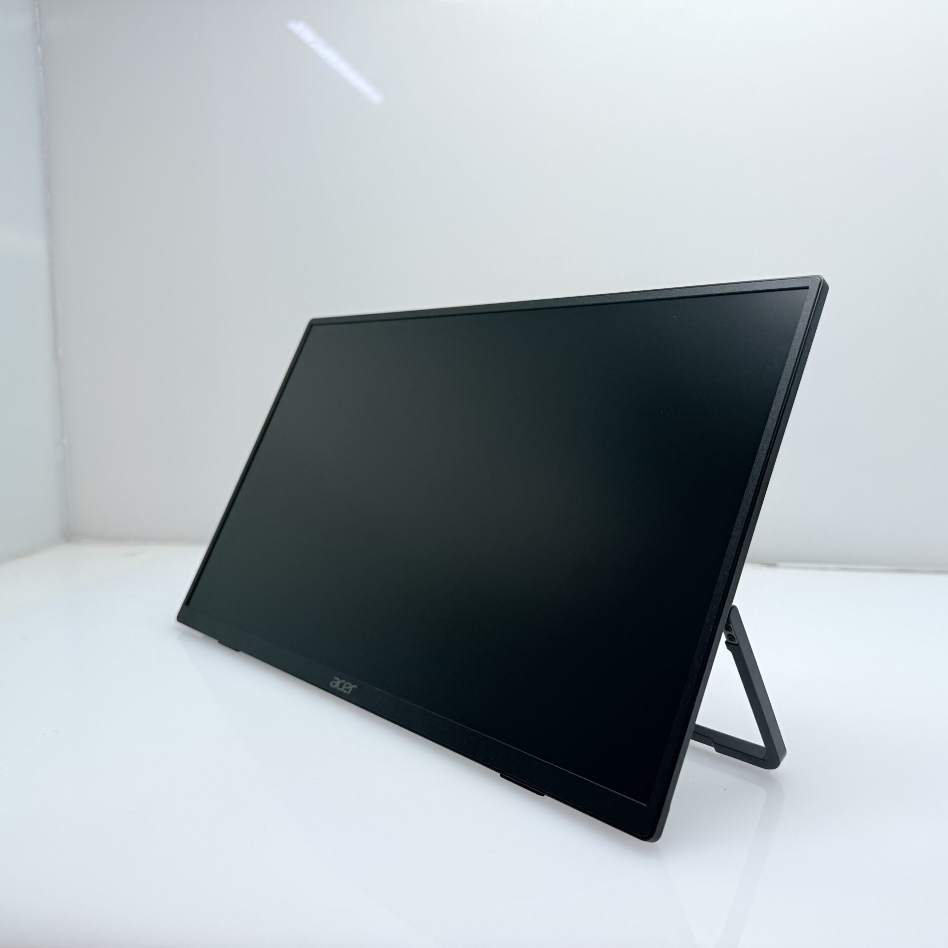 Acer PM161QJ 15.6" 60Hz FHD Portable IPS Monitor Black - (Grade A) - Image 4