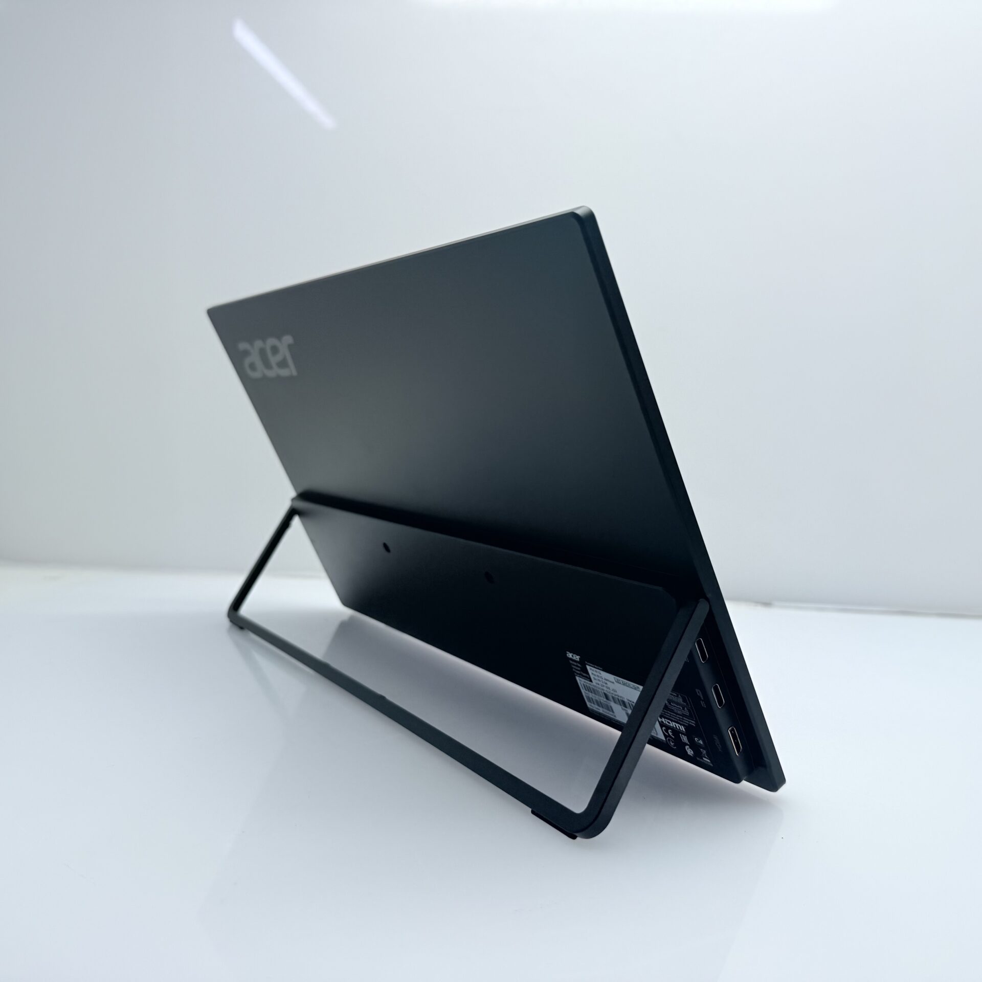 Acer PM161QJ 15.6" 60Hz FHD Portable IPS Monitor Black - (Grade A) - Image 7