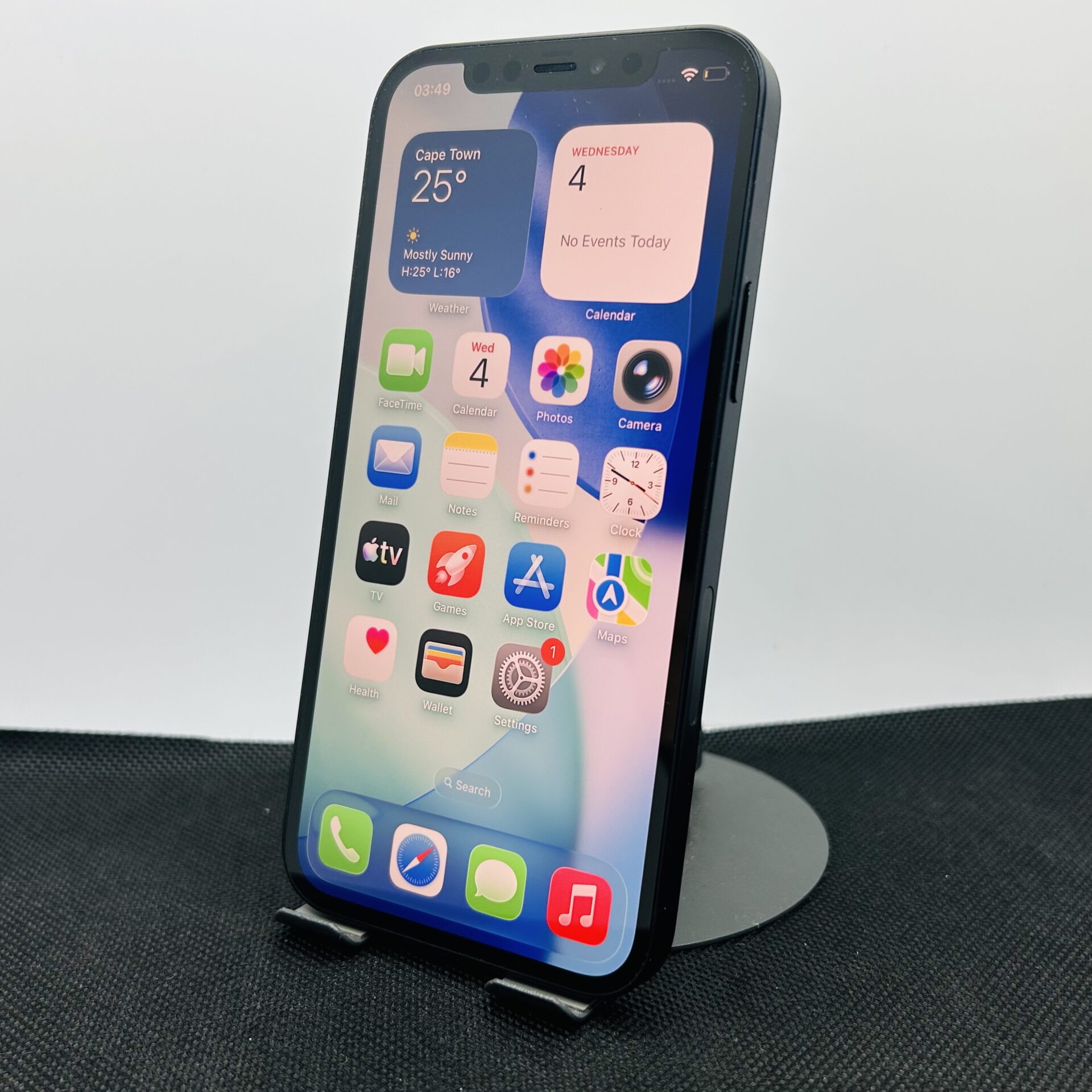 Apple iPhone 12 256GB Midnight Blue (Grade B) - Image 4