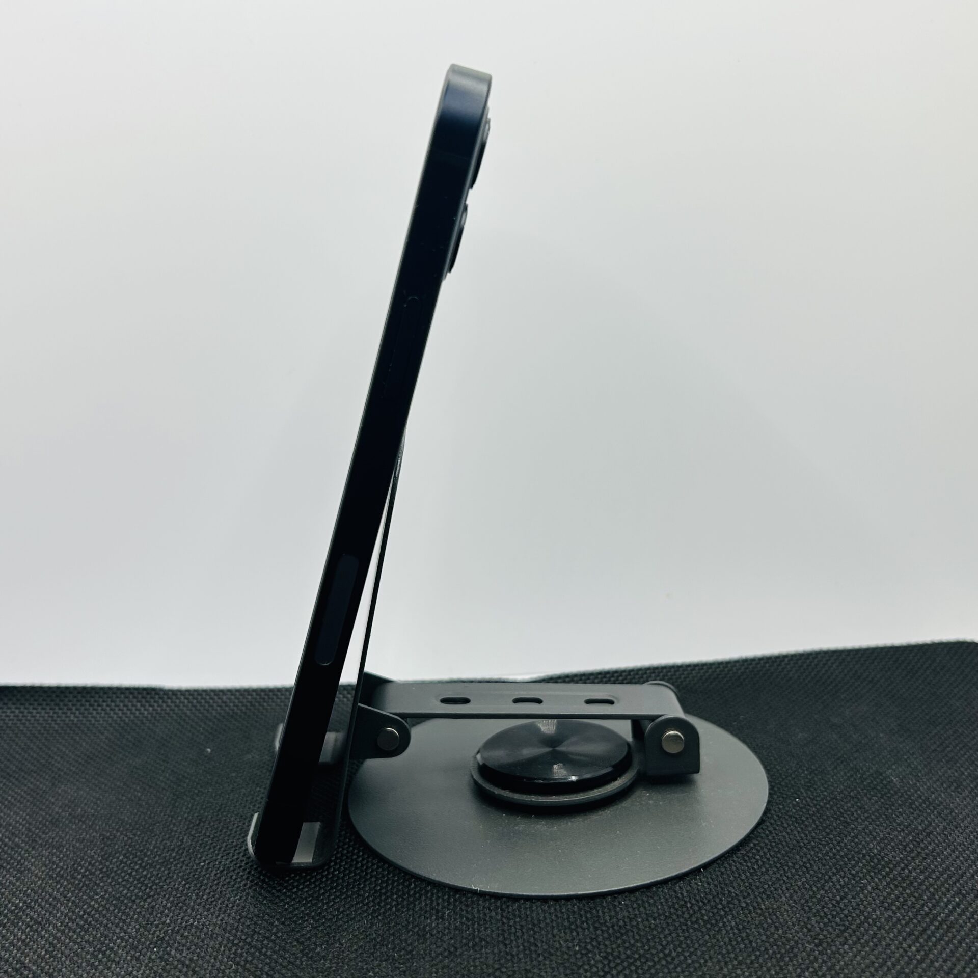 Apple iPhone 12 256GB Midnight Blue (Grade B) - Image 6