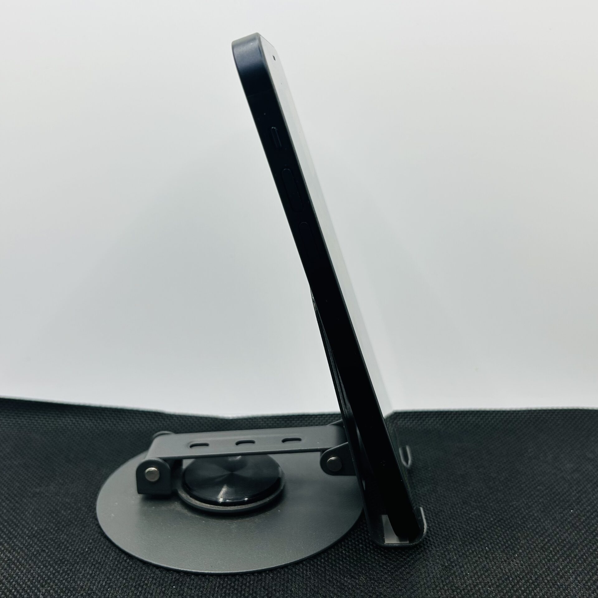 Apple iPhone 12 256GB Midnight Blue (Grade B) - Image 7