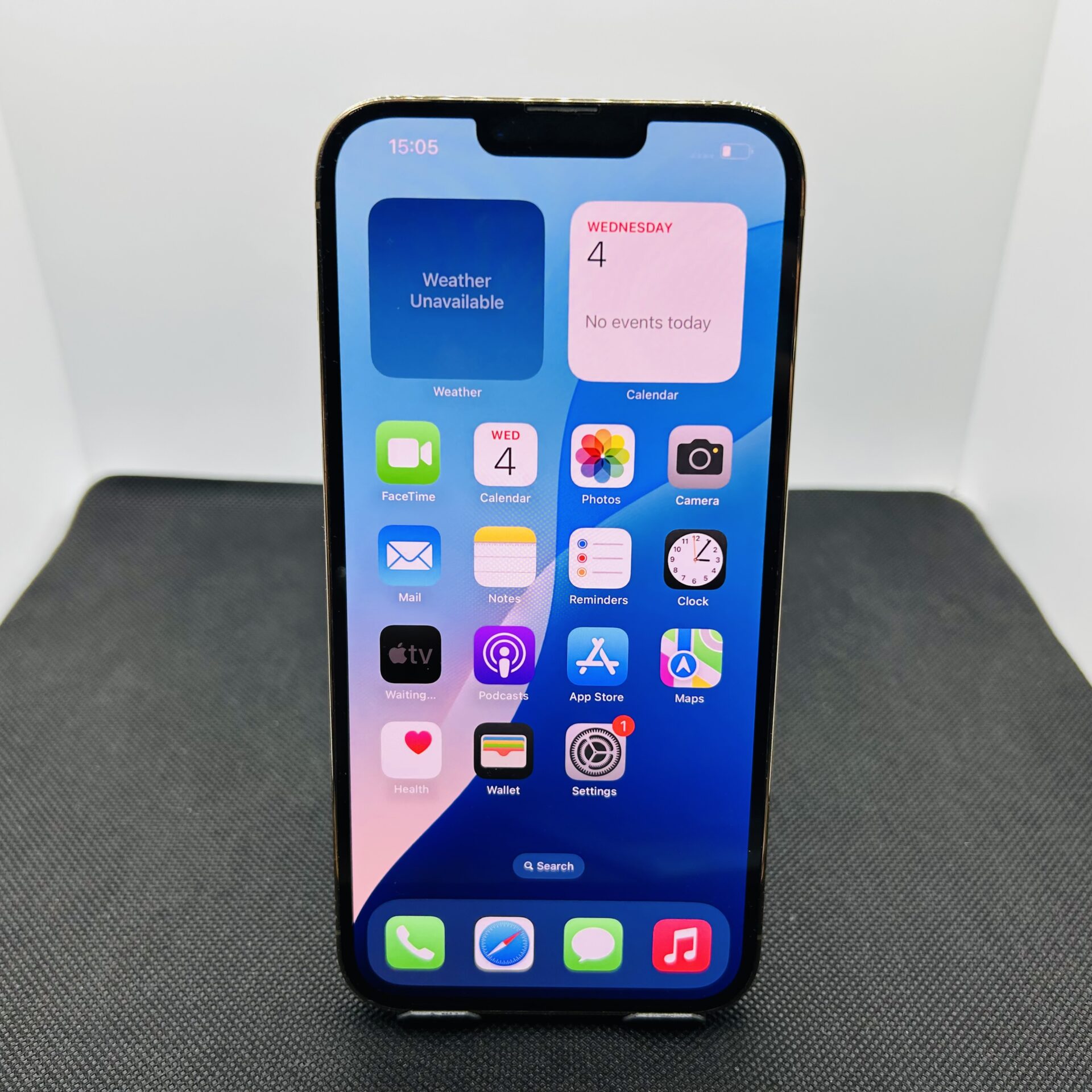 Apple iPhone 13 Pro Max 128GB Gold (Grade B) - Image 3