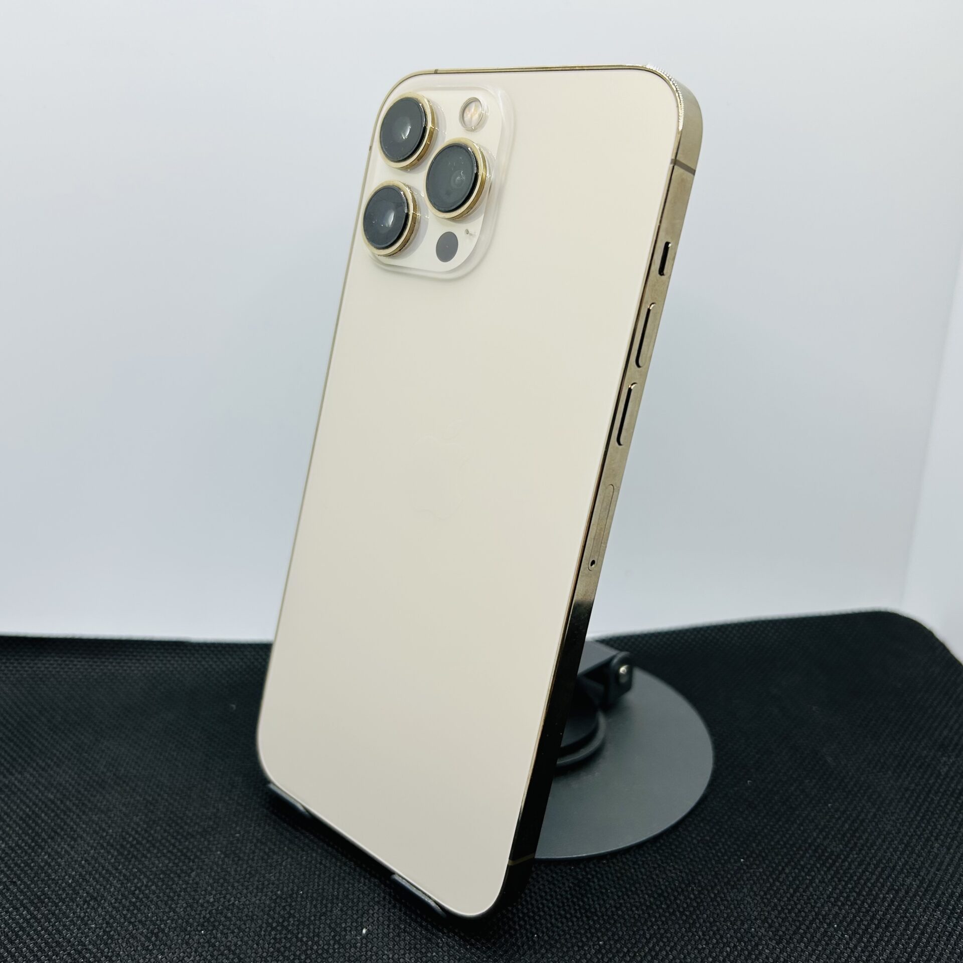 Apple iPhone 13 Pro Max 128GB Gold (Grade B) - Image 10