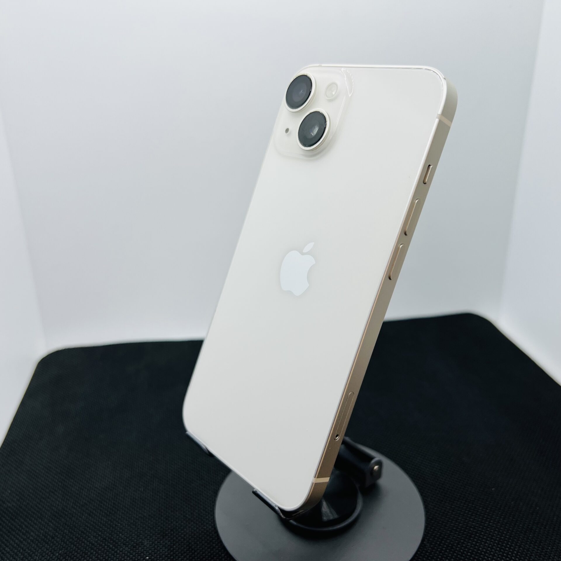 Apple iPhone 14 256GB Starlight – (Grade B) - Image 8