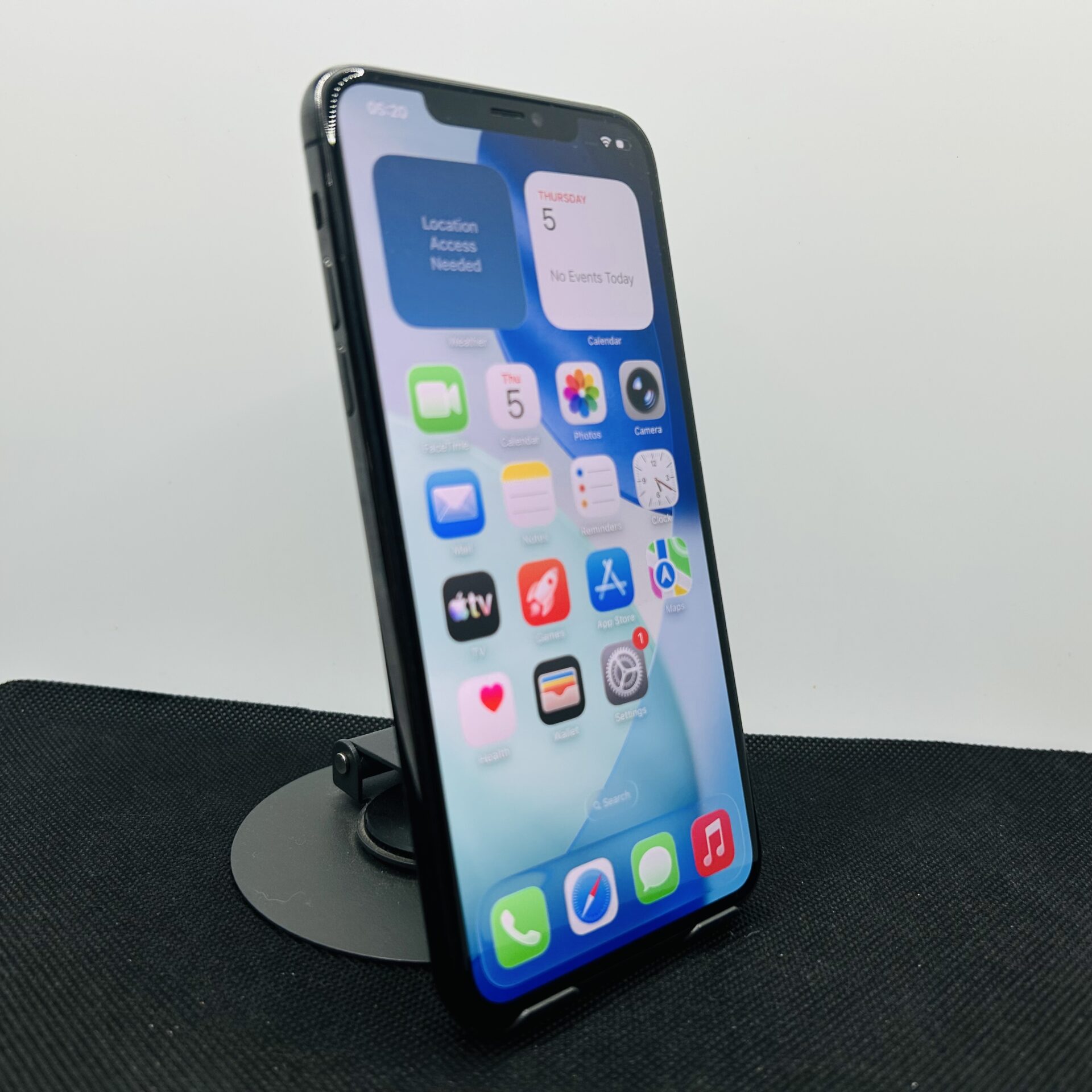 Apple iPhone 11 Pro Max 256GB Space Gray (Grade B) - Image 2