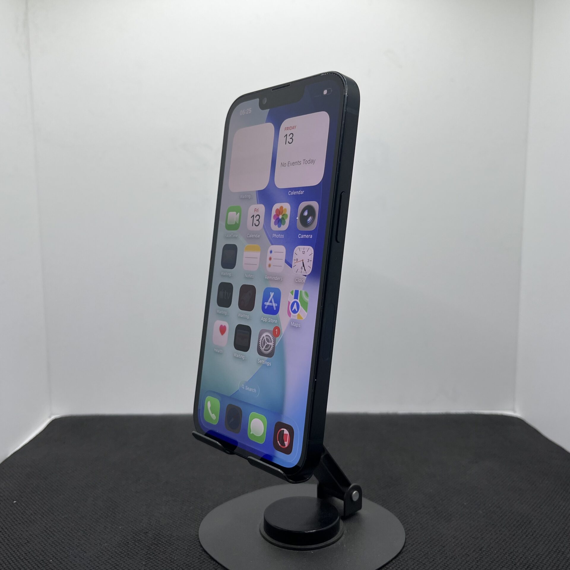 Apple iPhone 13 128GB Midnight - (Grade B) - Image 4