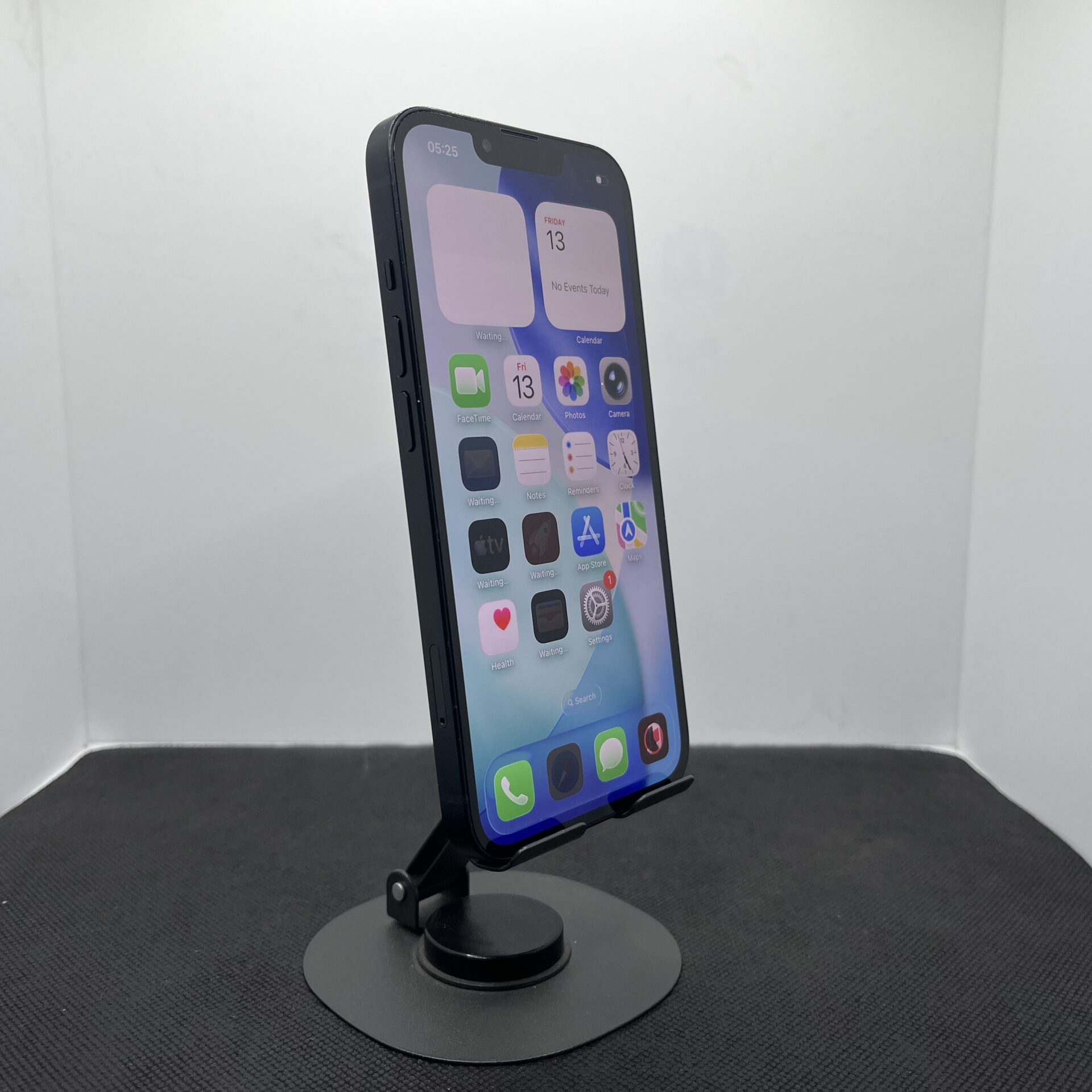 Apple iPhone 13 128GB Midnight - (Grade B) - Image 4