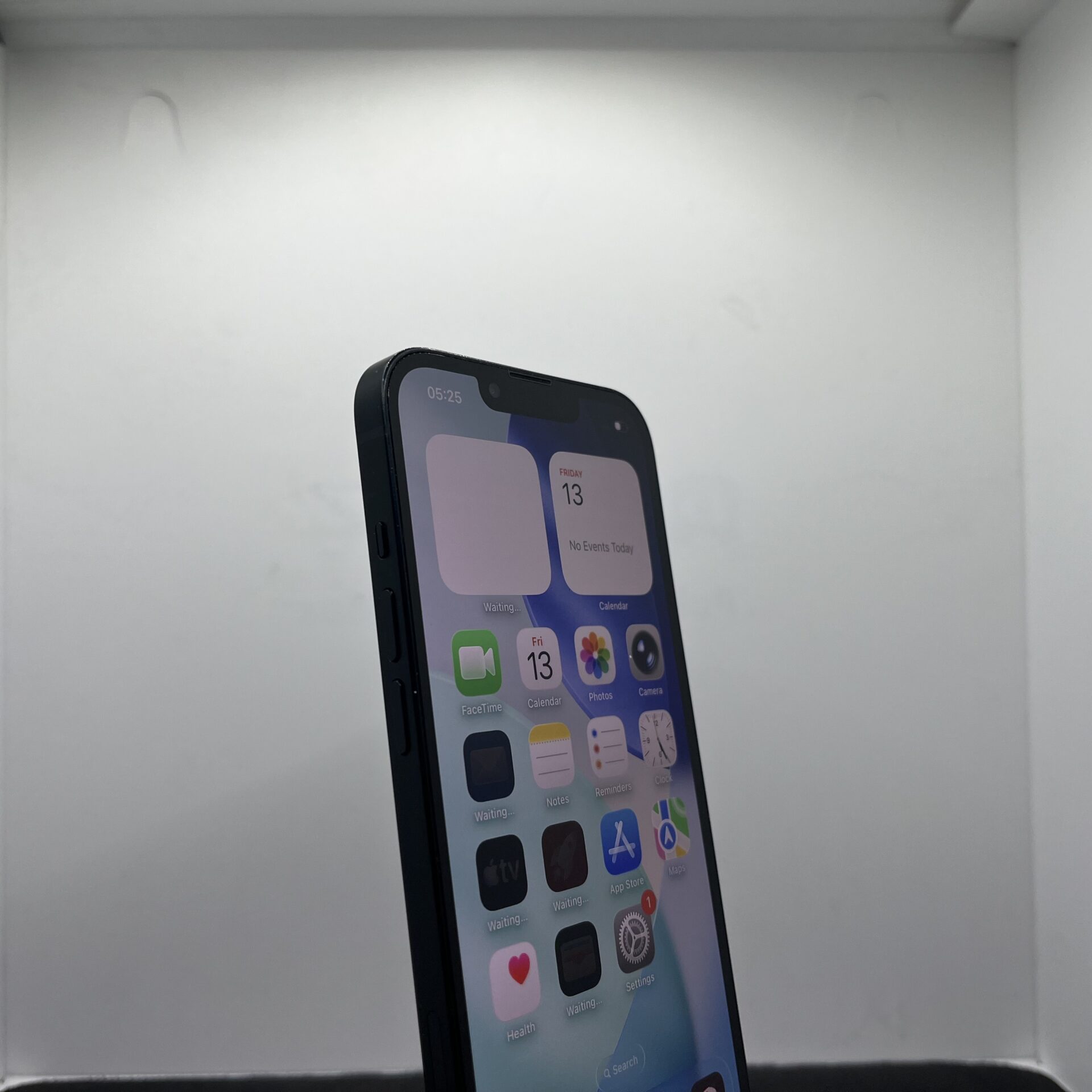 Apple iPhone 13 128GB Midnight - (Grade B) - Image 7