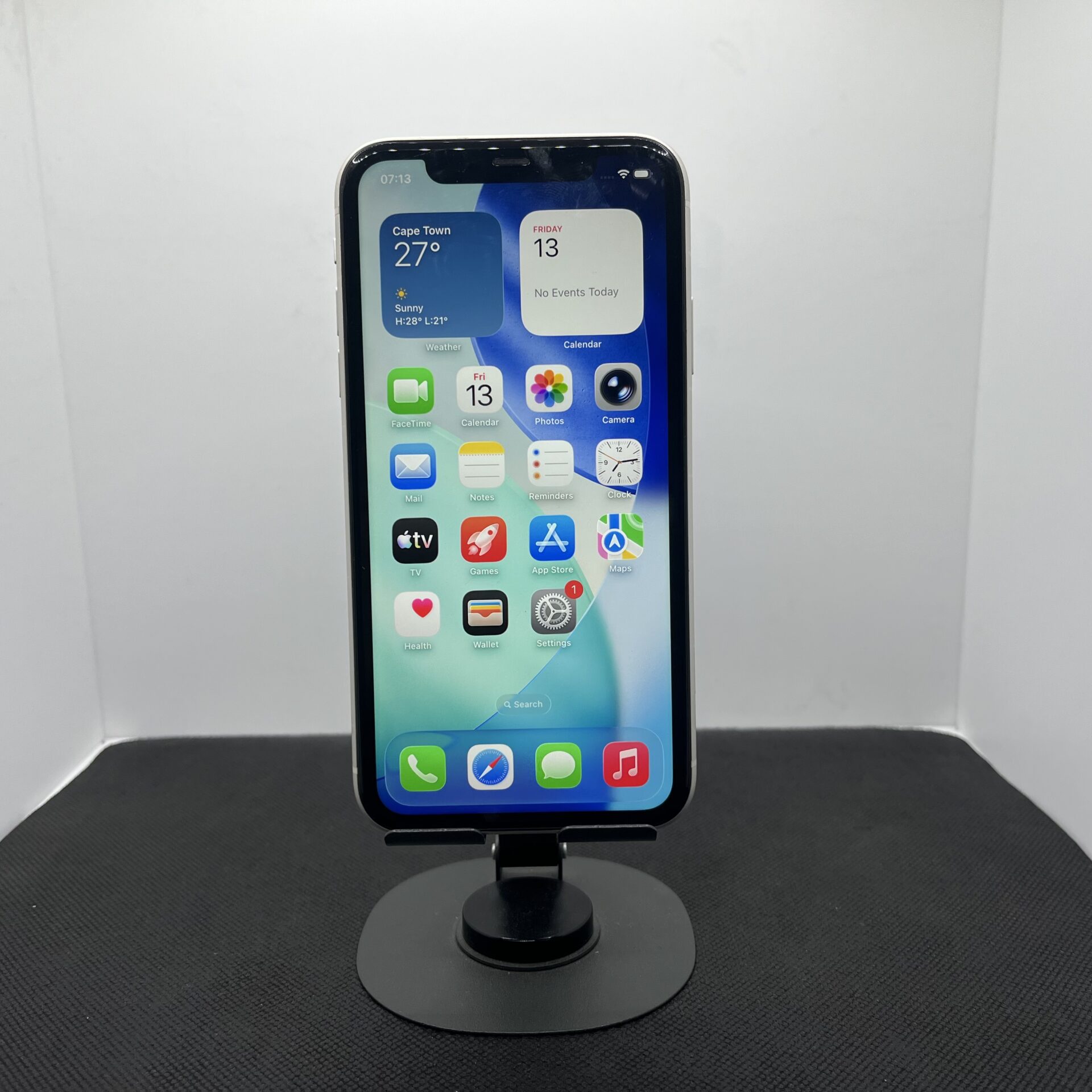 Apple iPhone 11 128GB White - (Grade B) - Image 5