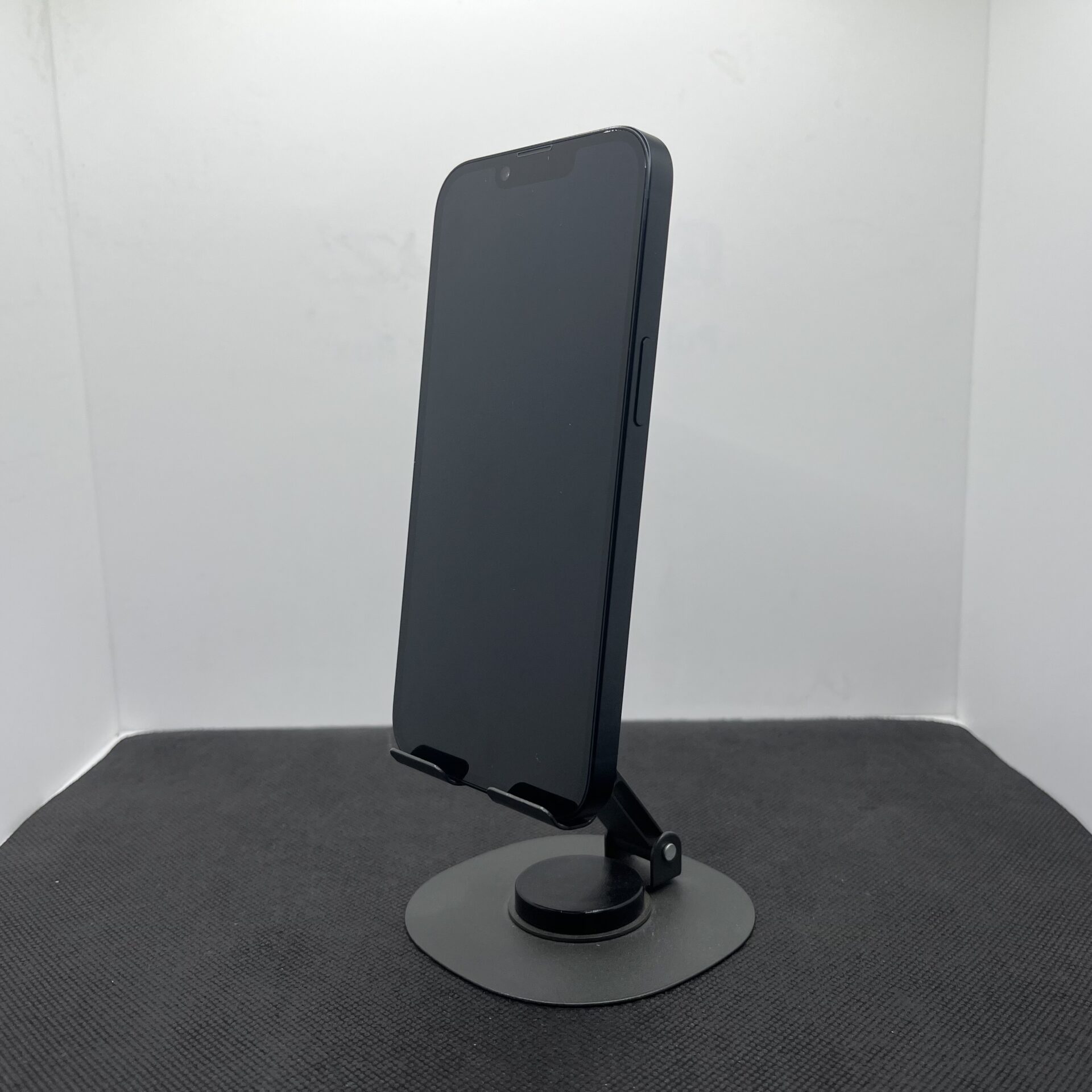 Apple iPhone 14 128GB Midnight - (Grade B) - Image 3