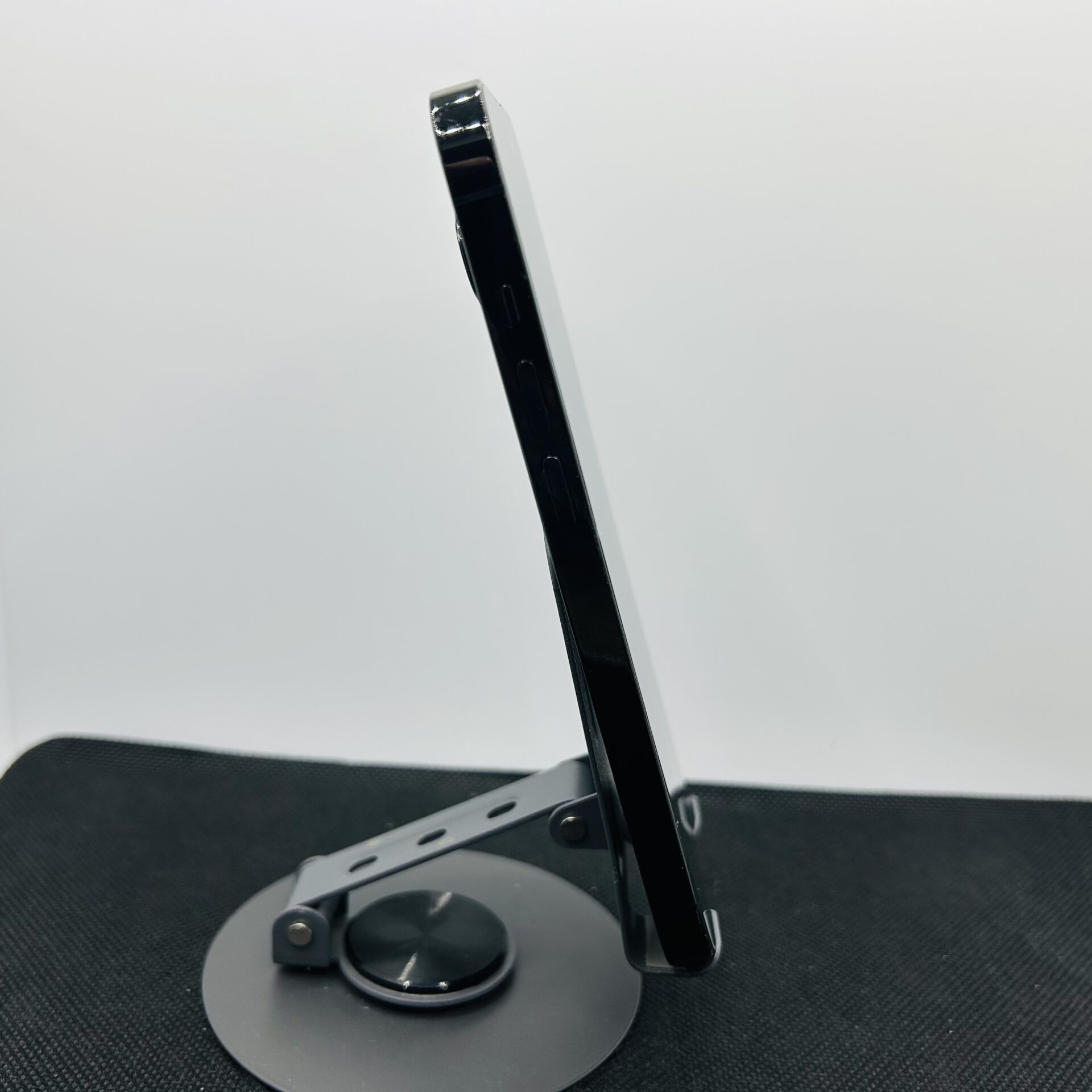 Apple iPhone 14 Pro 128GB Black (Grade B) – eSIM Only - Image 7