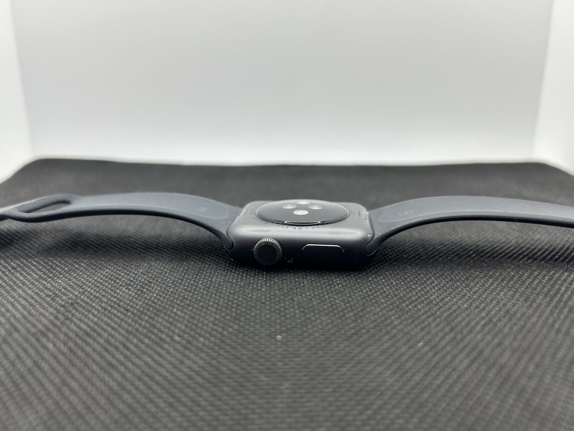 Apple Watch Series 3 (Aluminum, GPS, 42 mm) Black (Grade B) - Image 5